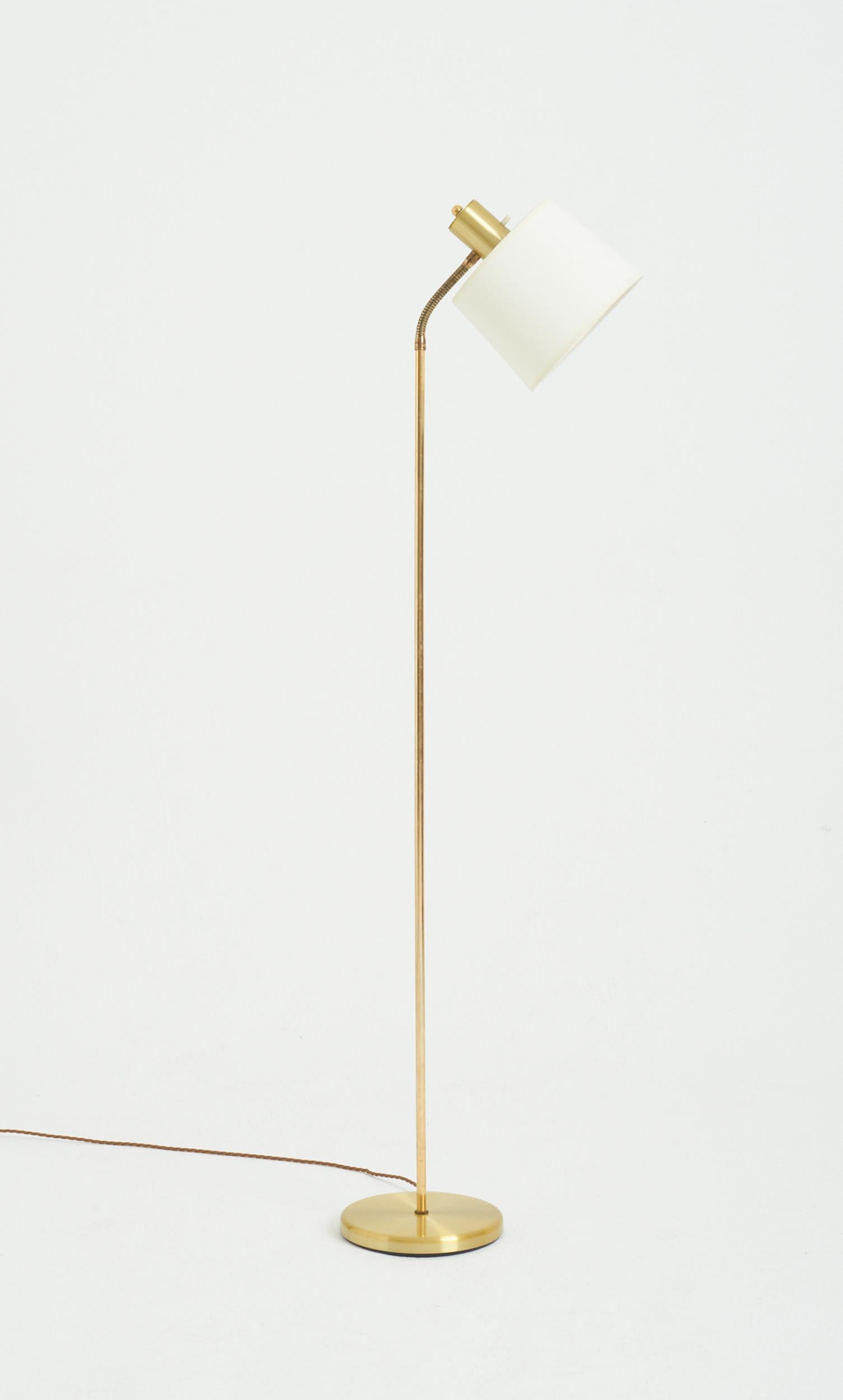 A brass reading floor lamp
Sweden, 1970-80s
134 cm high by 21.5 cm wide by 27 cm depth