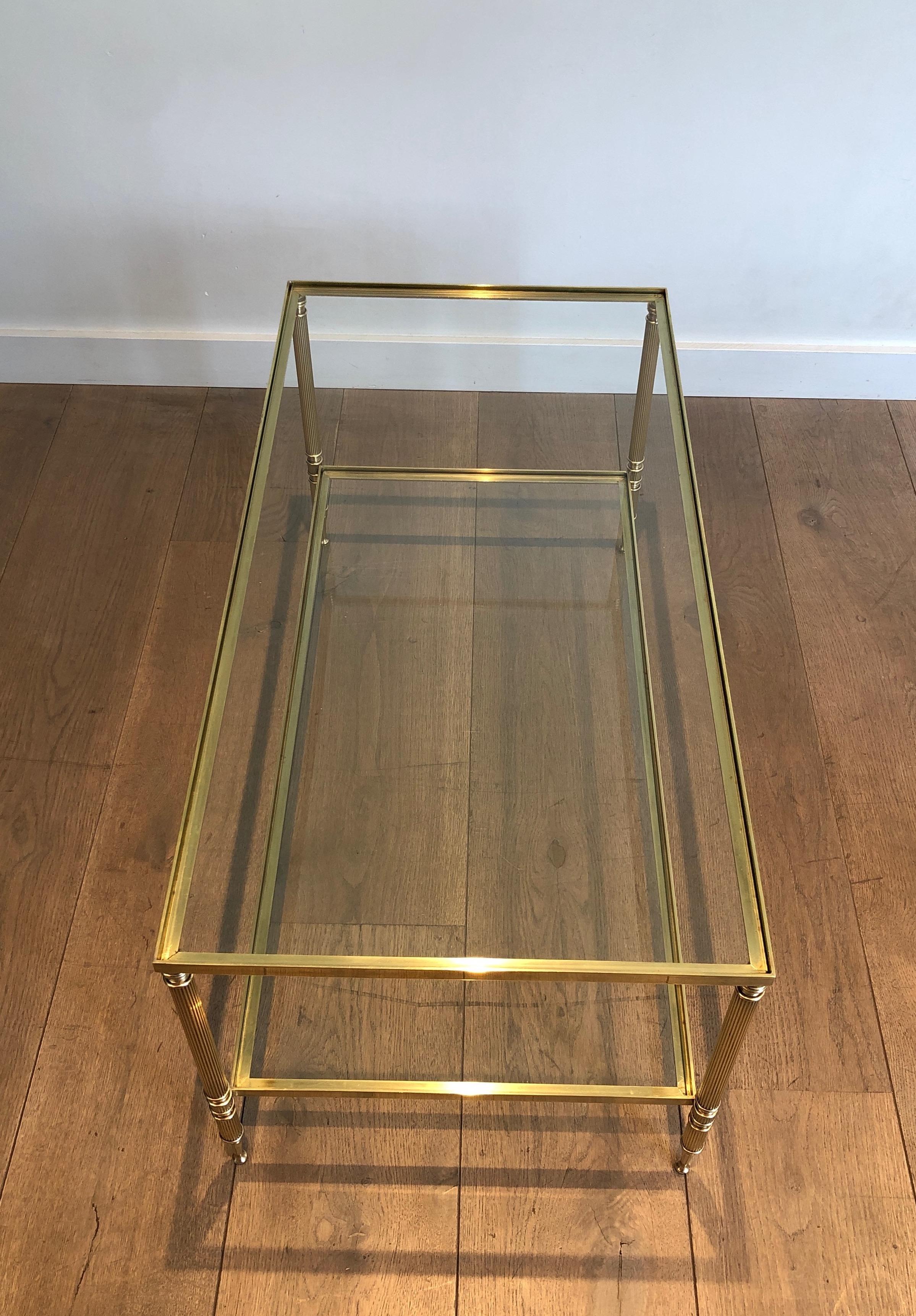 Mesa de centro rectangular de latón al estilo de la Maison Jansen, hacia 1940 en Bueno estado para la venta en Marcq-en-Barœul, Hauts-de-France