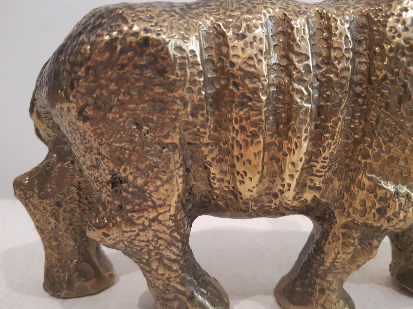 Brass Rhinoceros Figurine 1970s Mid-Century Modern Sculpture  In Good Condition In Toulouse, Midi-Pyrénées