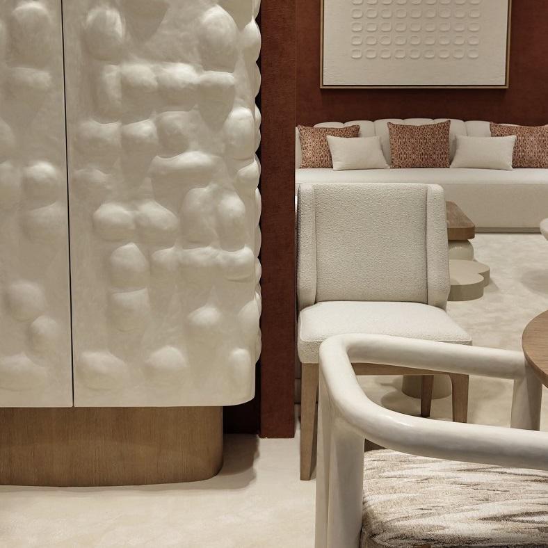Laiton Chaise de salle à manger à dossier annulaire en laiton Ft. Silhouette d'inspiration Art Déco par Jose Castro en vente