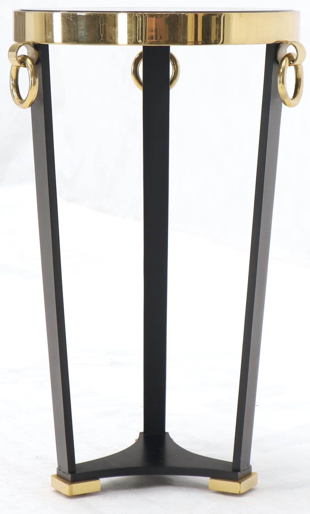 Brass and Round Black Granite Top Tri Legged Pedestal End Side Table In Excellent Condition For Sale In Rockaway, NJ