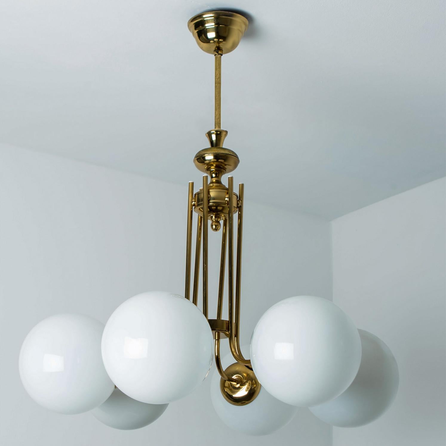 Fine XX secolo Lampadario rotondo in ottone, Limburg, anni '70 in vendita