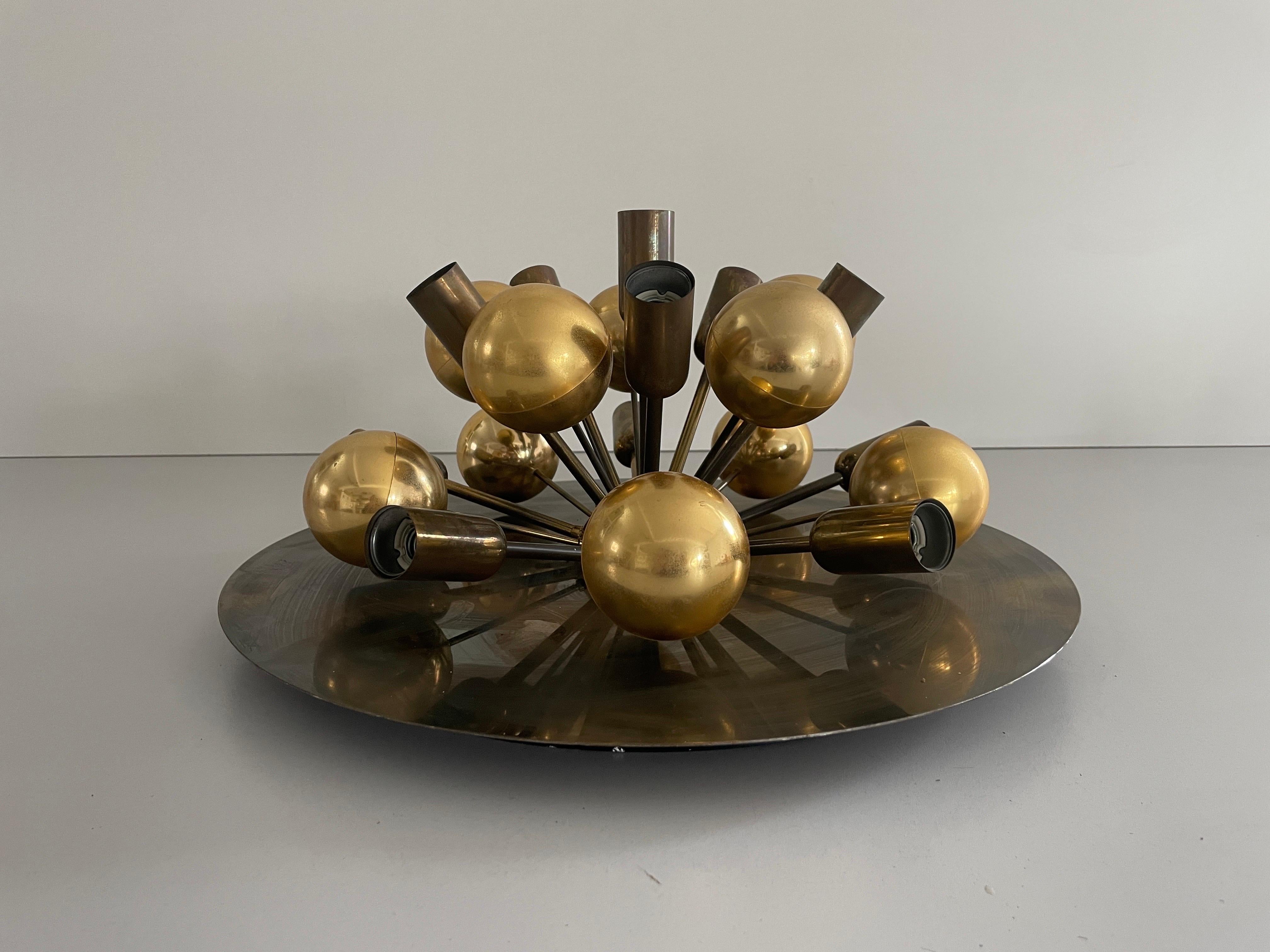 Plafonnier atomique en laiton de Cosack, 1970, Allemagne Excellent état - En vente à Hagenbach, DE