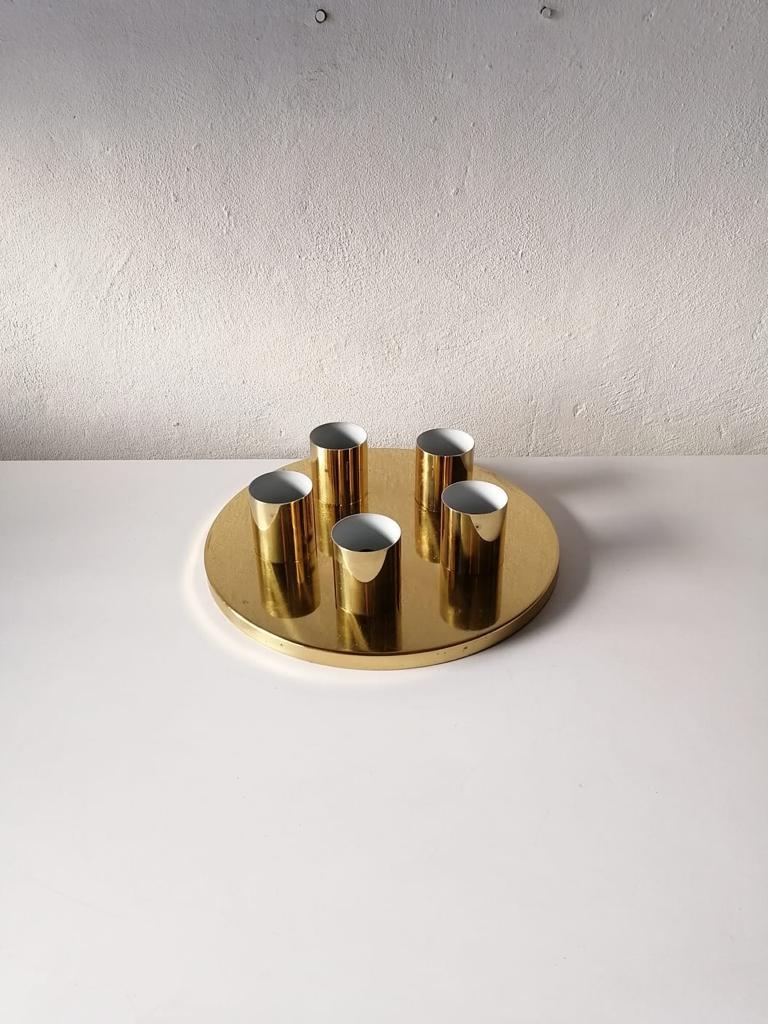 Milieu du XXe siècle Plafonnier rond minimaliste en laiton à 5 douilles de Beisl Leuchte, Allemagne, années 1960 en vente