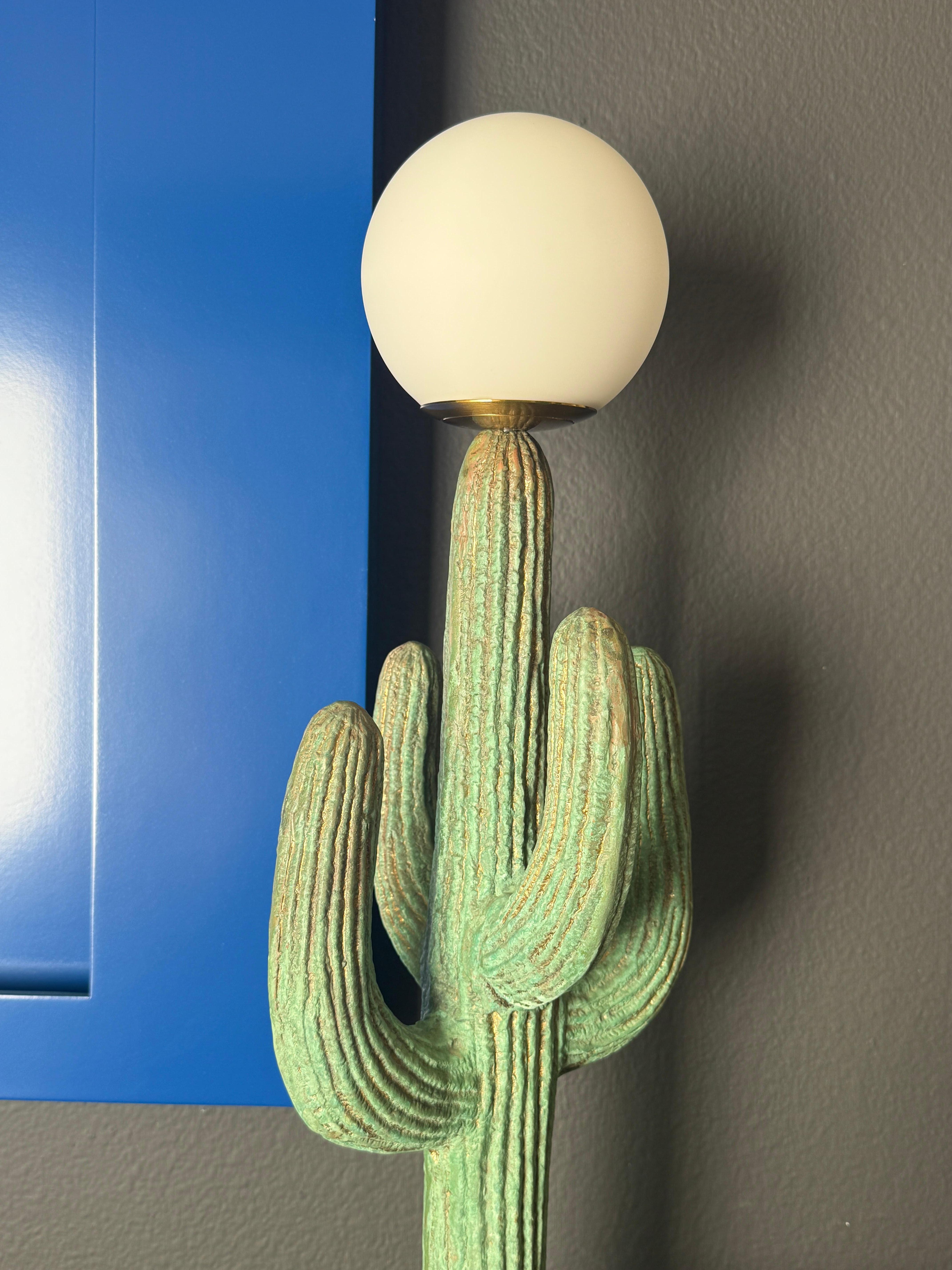 Lampada a cactus Saguaro in ottone in vendita 8