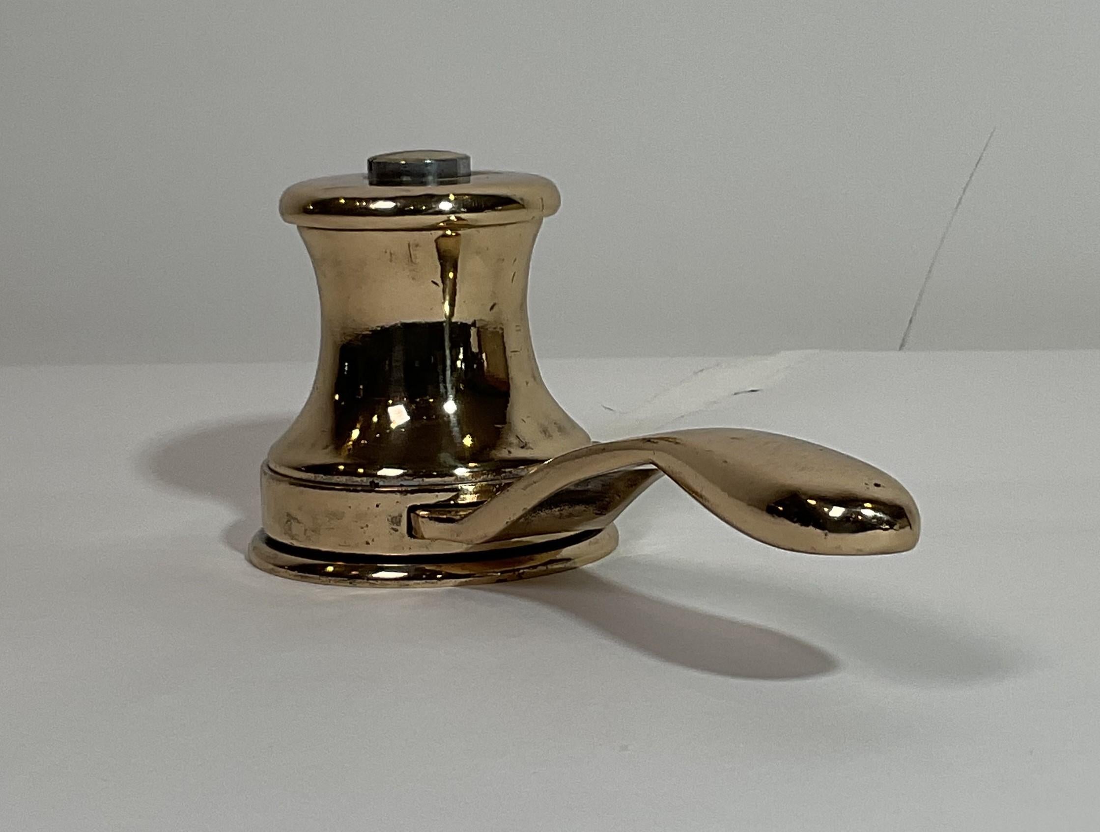 Brass Sailboat Tensioner Winch with Lever Handle im Zustand „Gut“ im Angebot in Norwell, MA