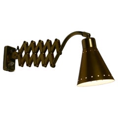 Apliques y candelabros de metal