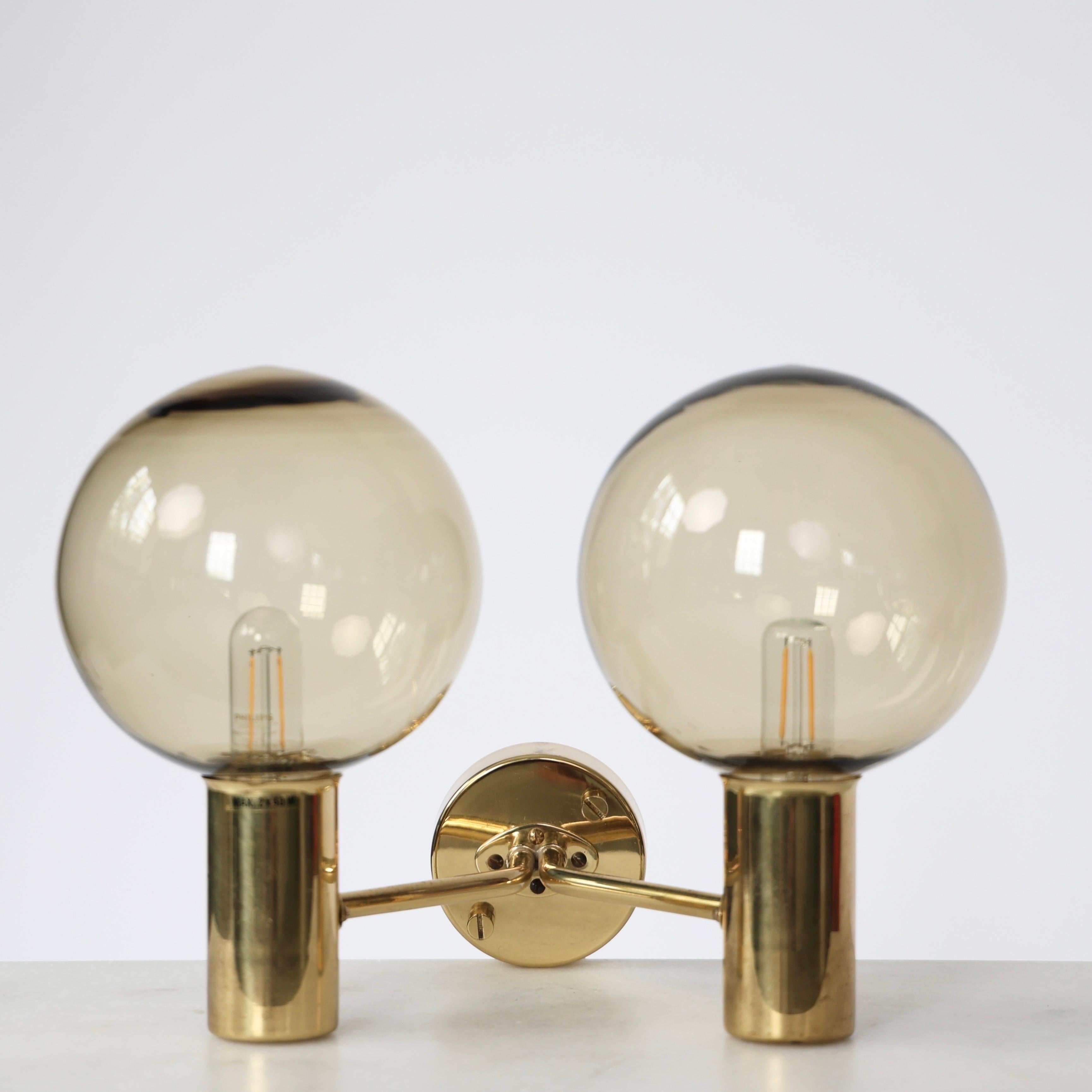 Milieu du XXe siècle Applique en laiton Hans-Agne Jakobsson, années 1960, Suède en vente