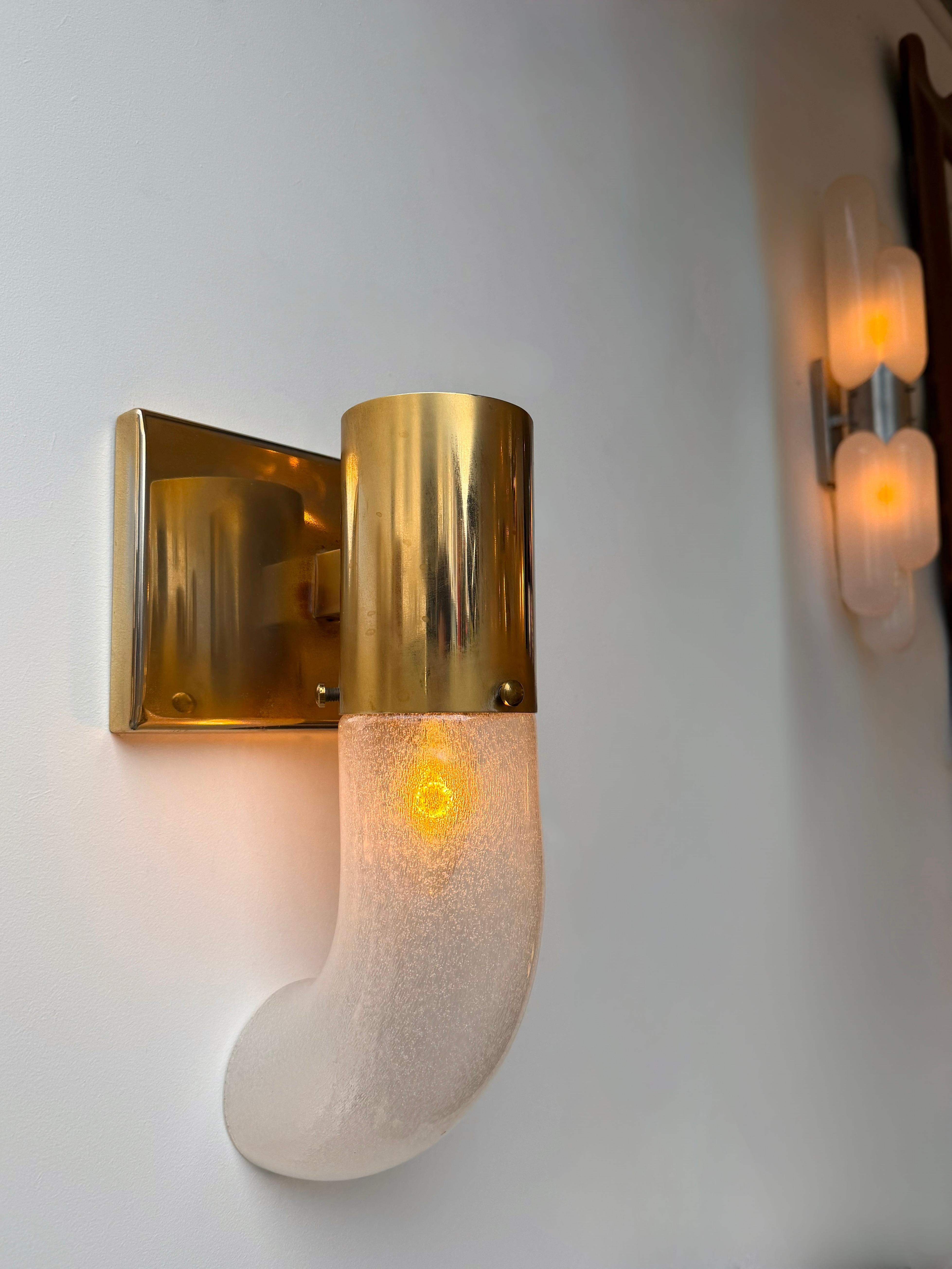 Sconce in ottone e vetro di Murano di Aldo Nason per Mazzega, Italia, anni '70 In condizioni buone in vendita a SAINT-OUEN, FR