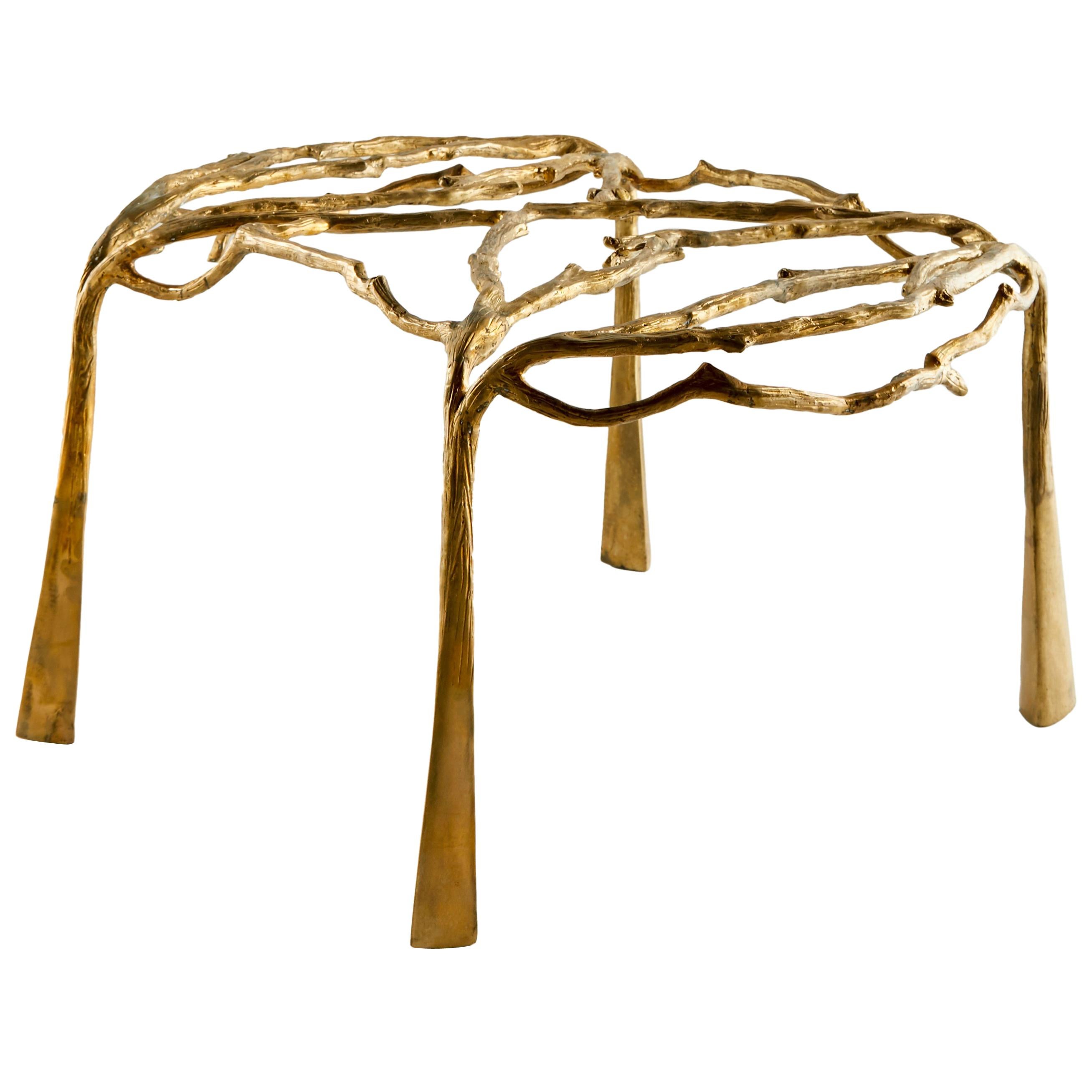 Table basse sculptée en laiton, complexité, Misaya
