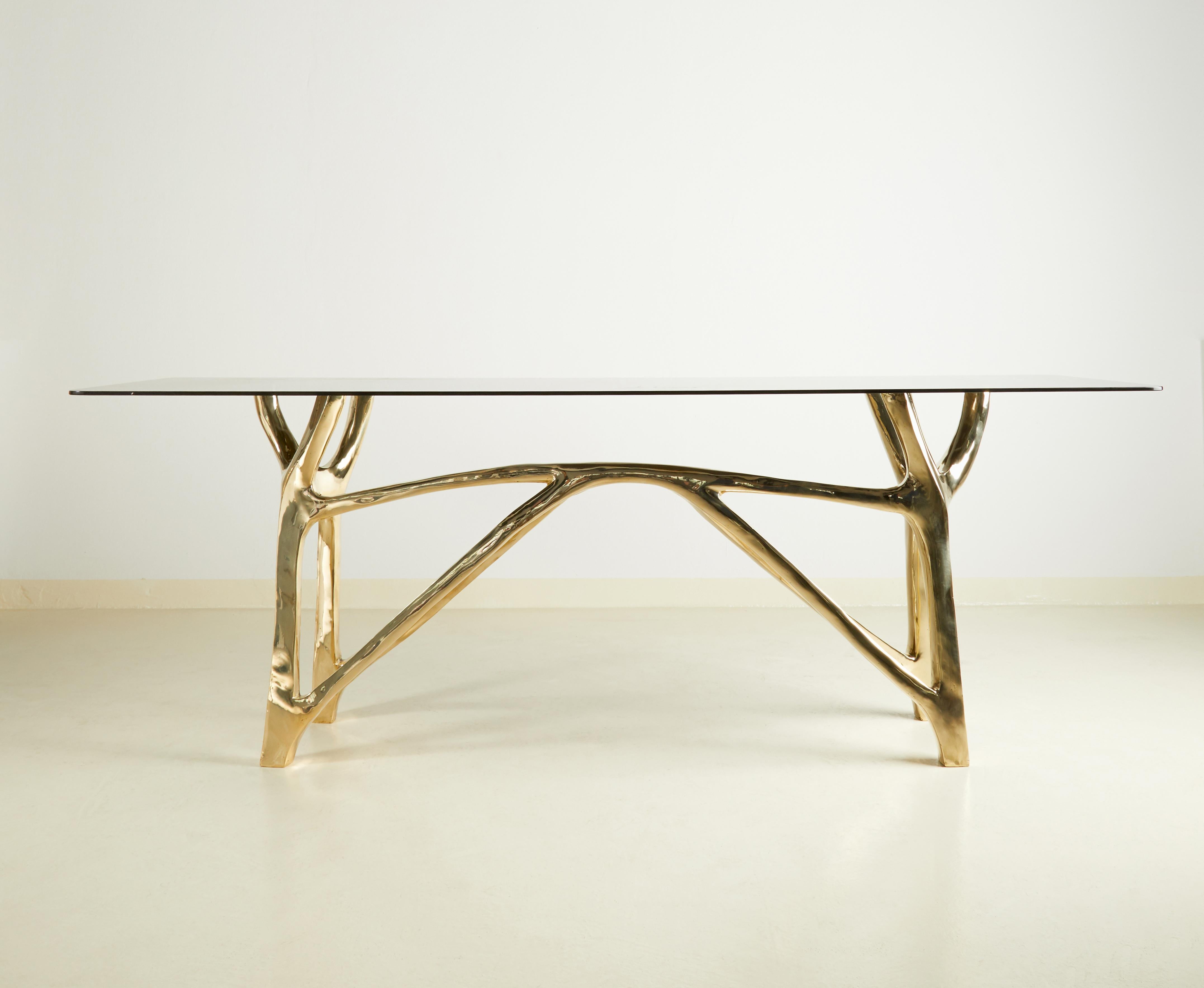 Brass sculpted console table - Golden symmetry - Misaya
Dimensions: W 150 x L 37 x H 70 cm.
Hand-sculpted brass table.
Sold without the glass top.