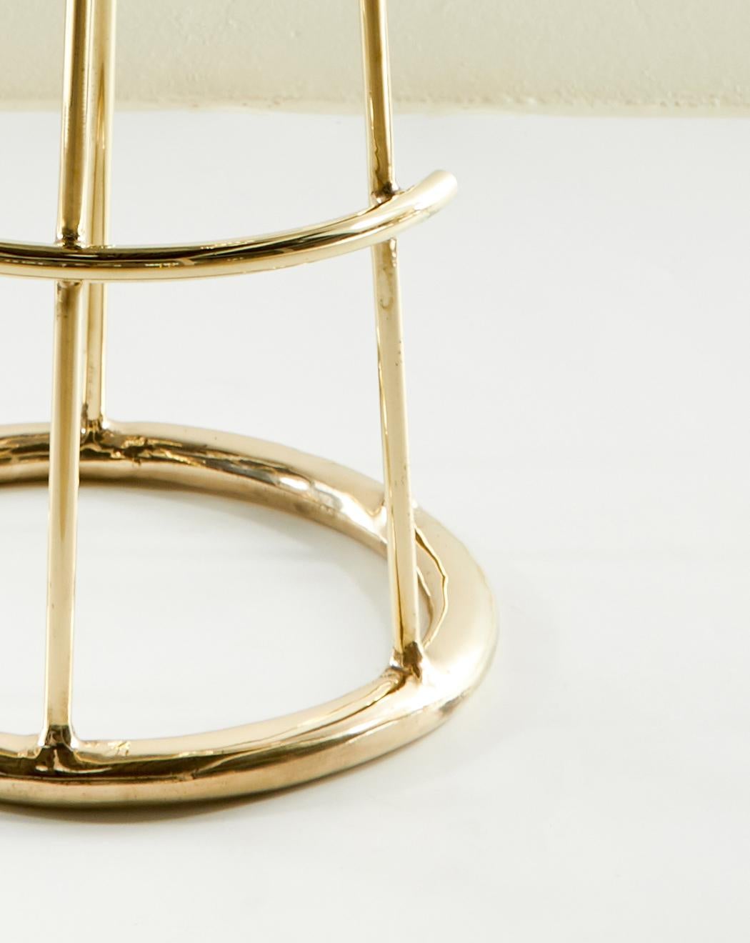 Brass sculpted stool, Misaya
Dimensions: W 36 x L 36 x H 65 cm
Hand-sculpted stool.