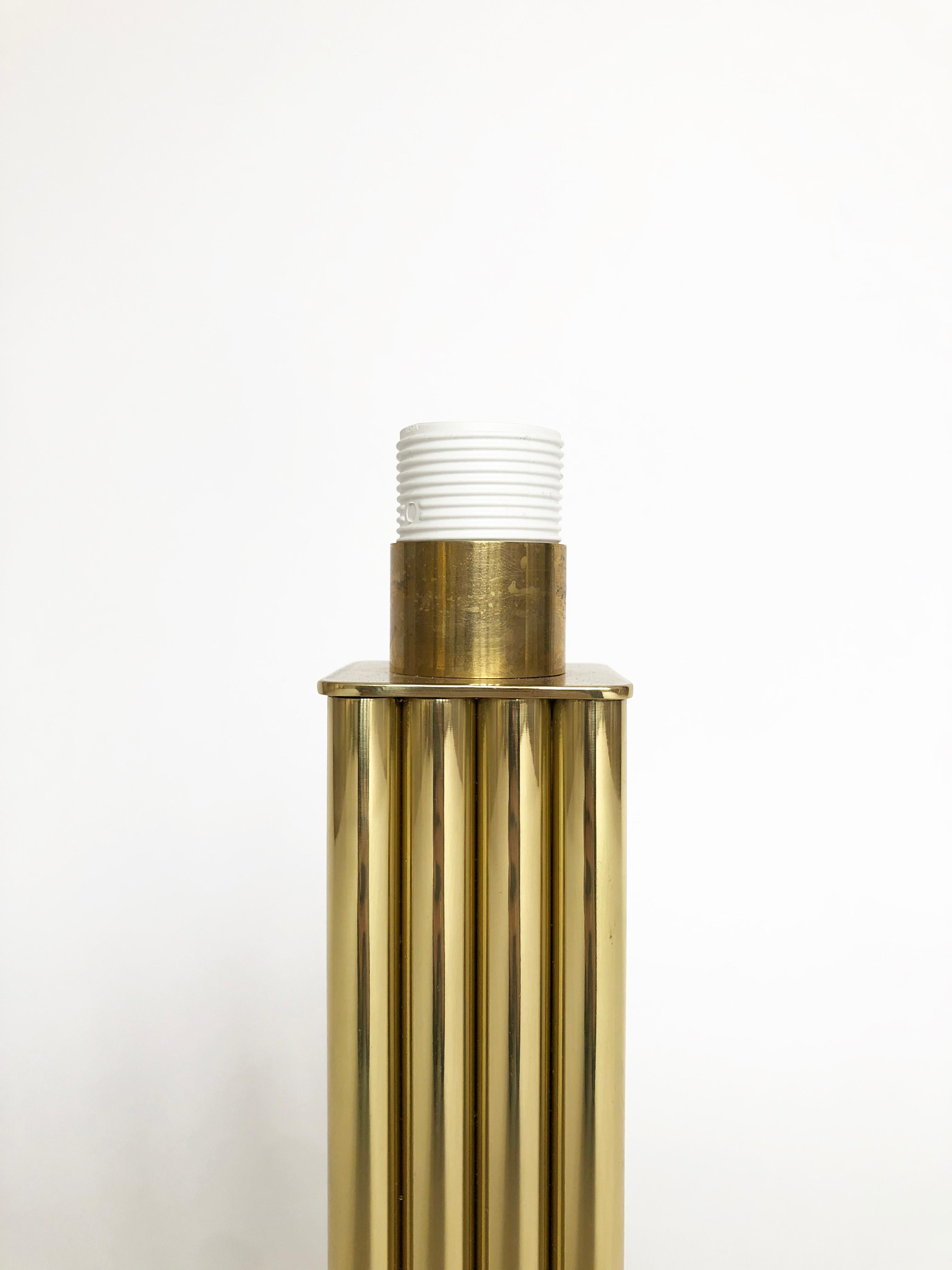 Brass Sculpted Table Lamp by Brajak Vitberg For Sale 1