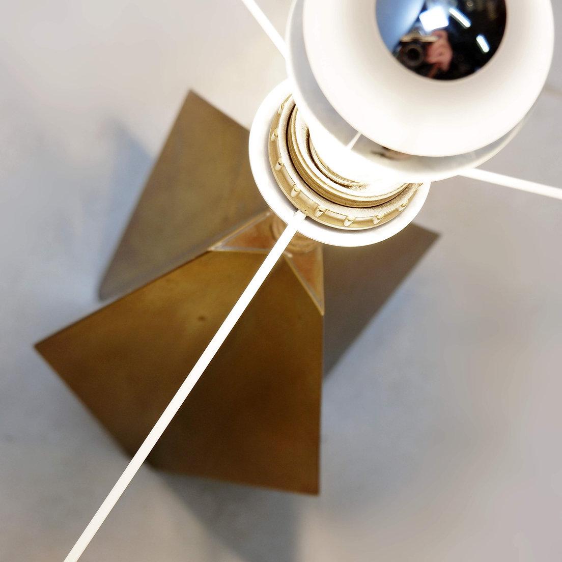 Brass Sculptural Table Lamp - 1960s For Sale 5