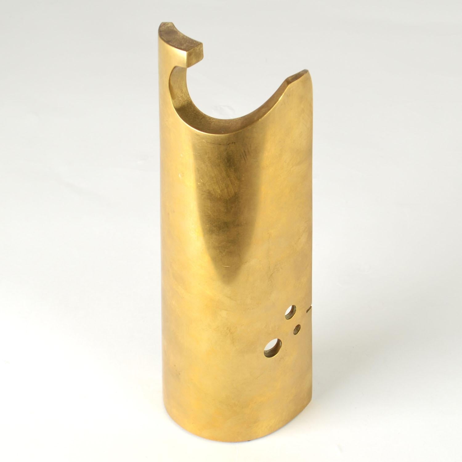 Fine XX secolo Scultura in ottone di figura astratta degli anni '70 in vendita