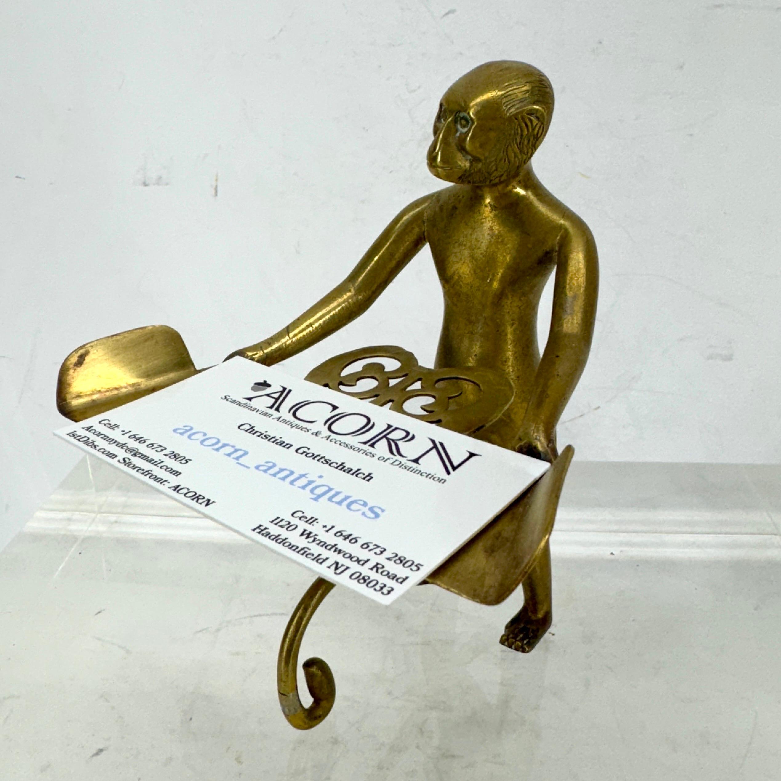 Brass Sculpture of Monkey Holding Business Card Holder, Late 19th Century For Sale 9