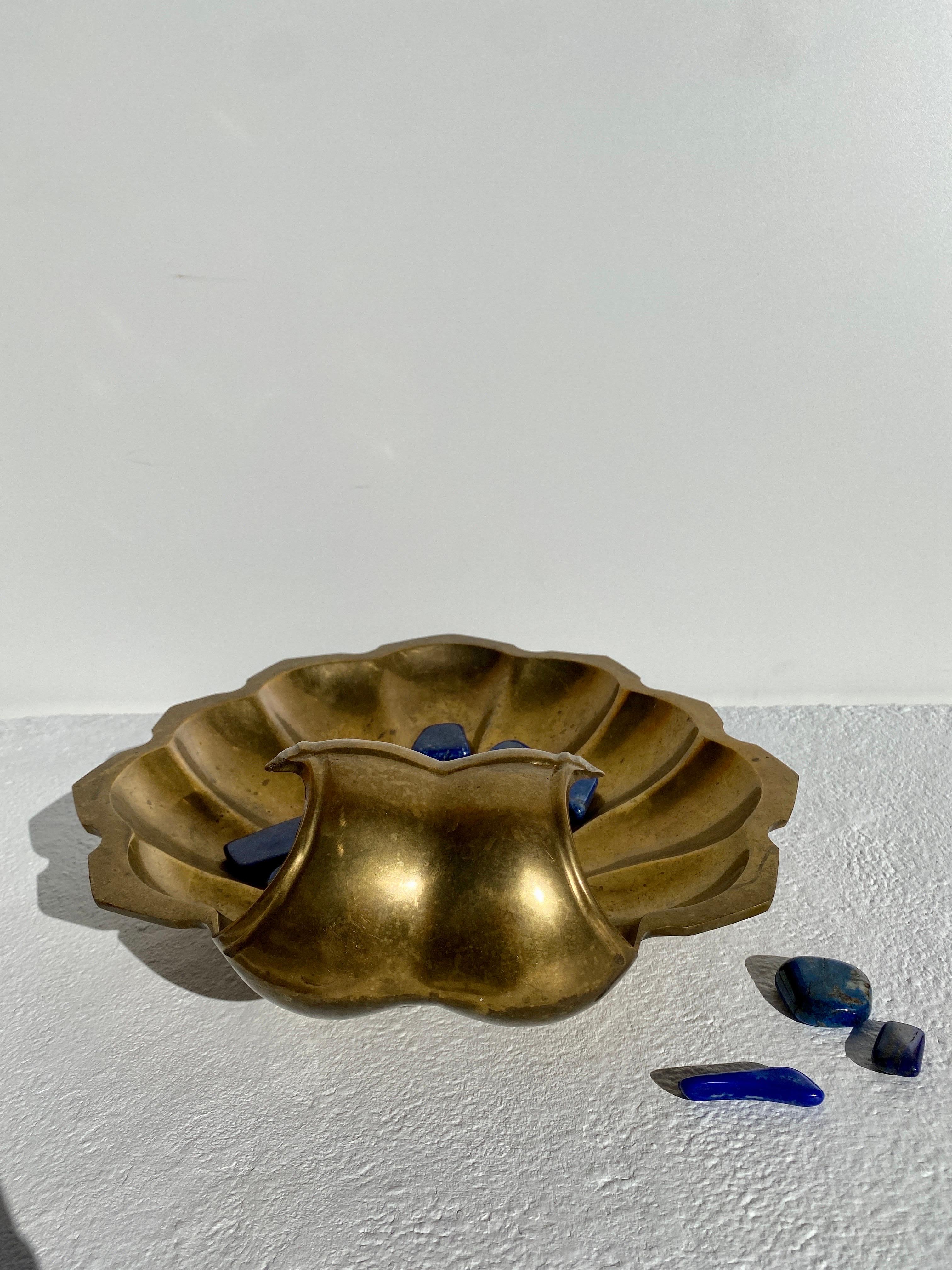Hollywood Regency Brass Sea Shell Catch All For Sale
