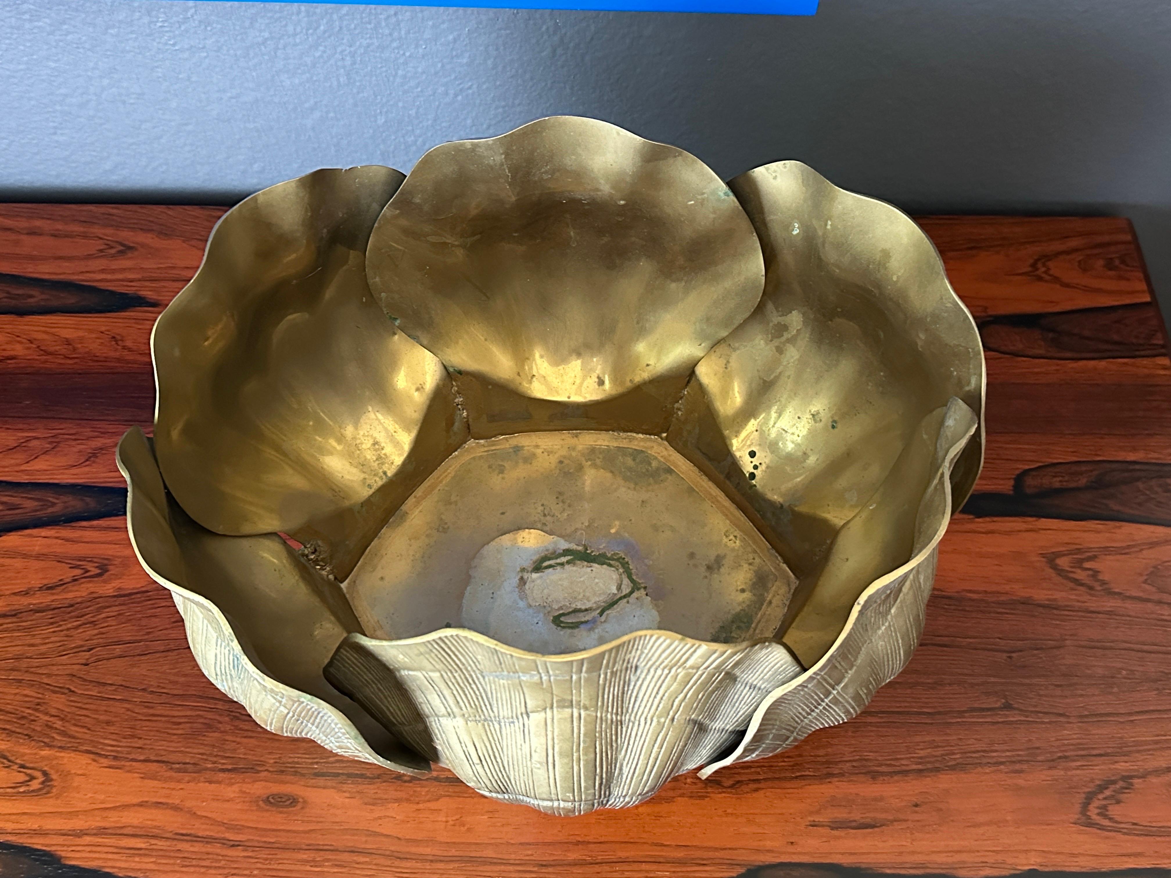 Brass Sea Shell Oval Planter 2