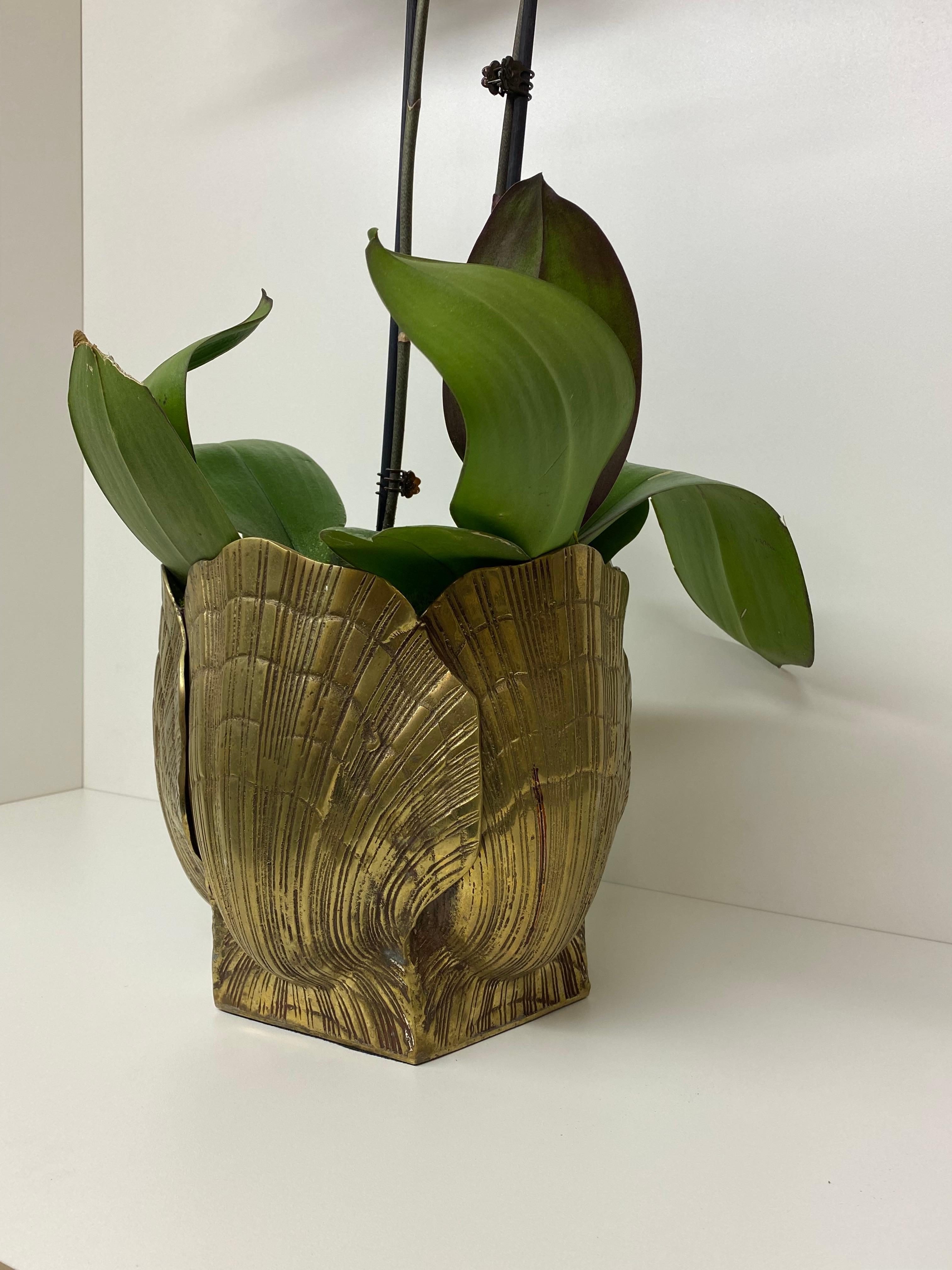 Brass Sea Shell Planter 1