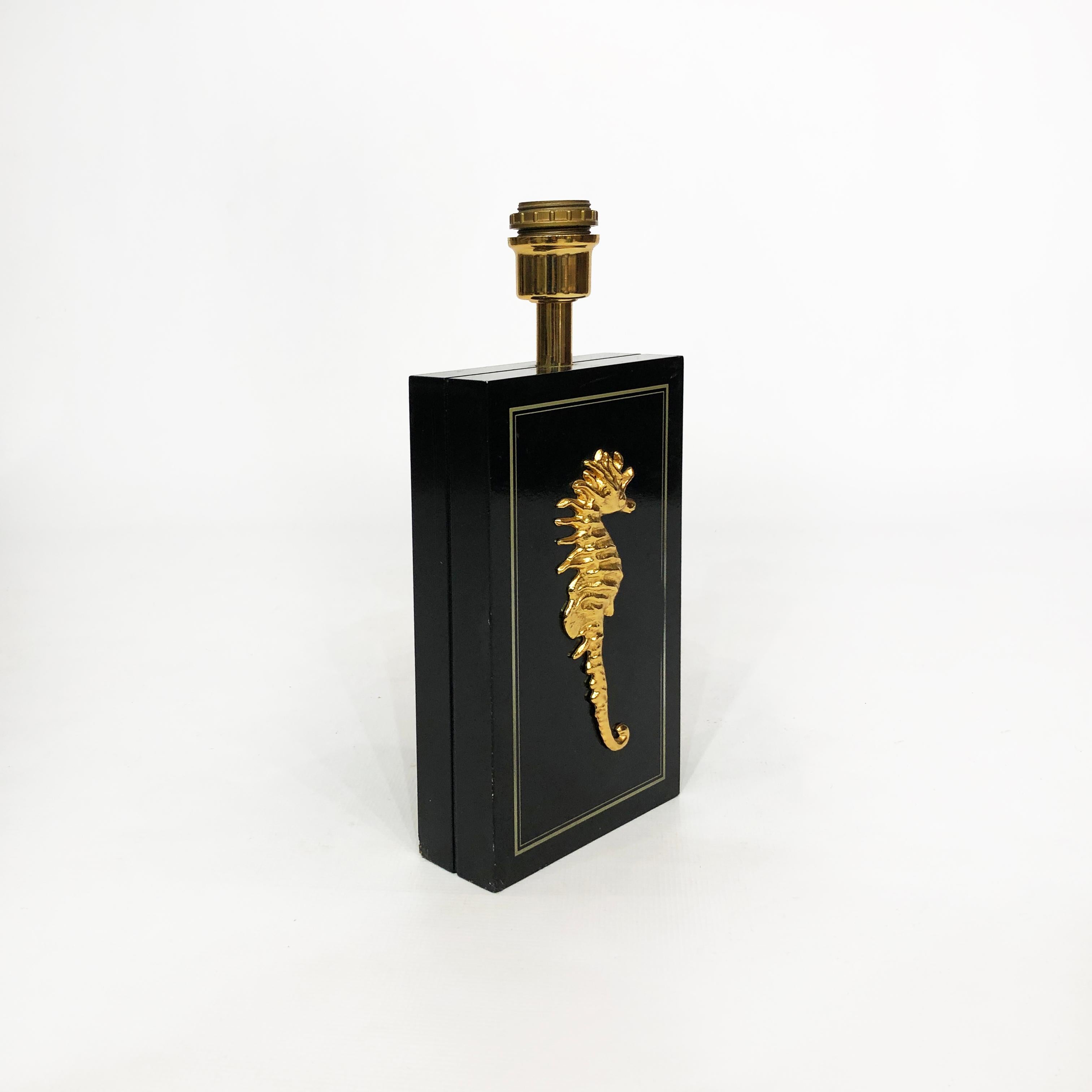Late 20th Century Brass Seahorse Table Lamp Midcentury Vintage Retro Hollywood Regency 1970s black For Sale
