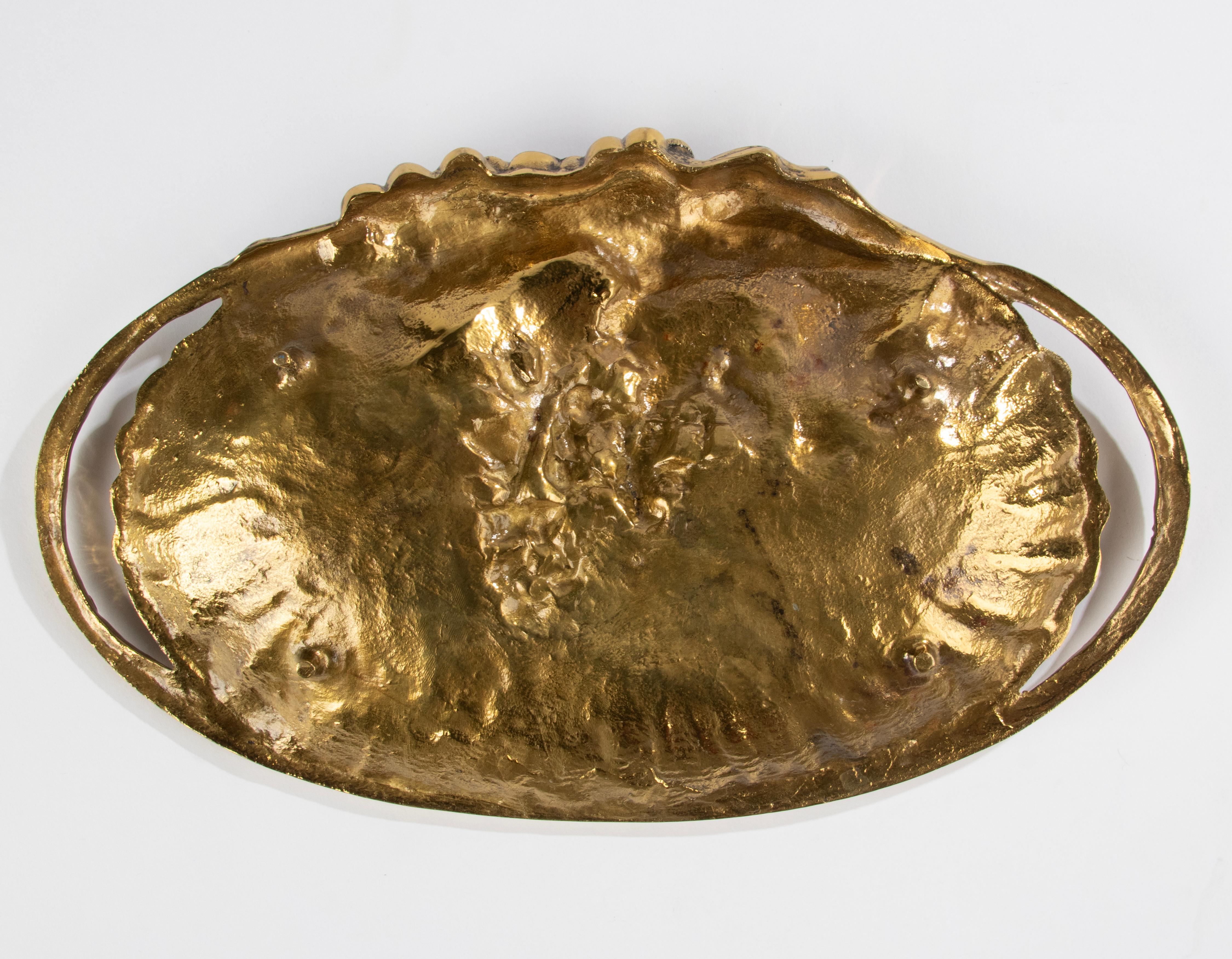 Brass Serving Bowl - Grapes  For Sale 4