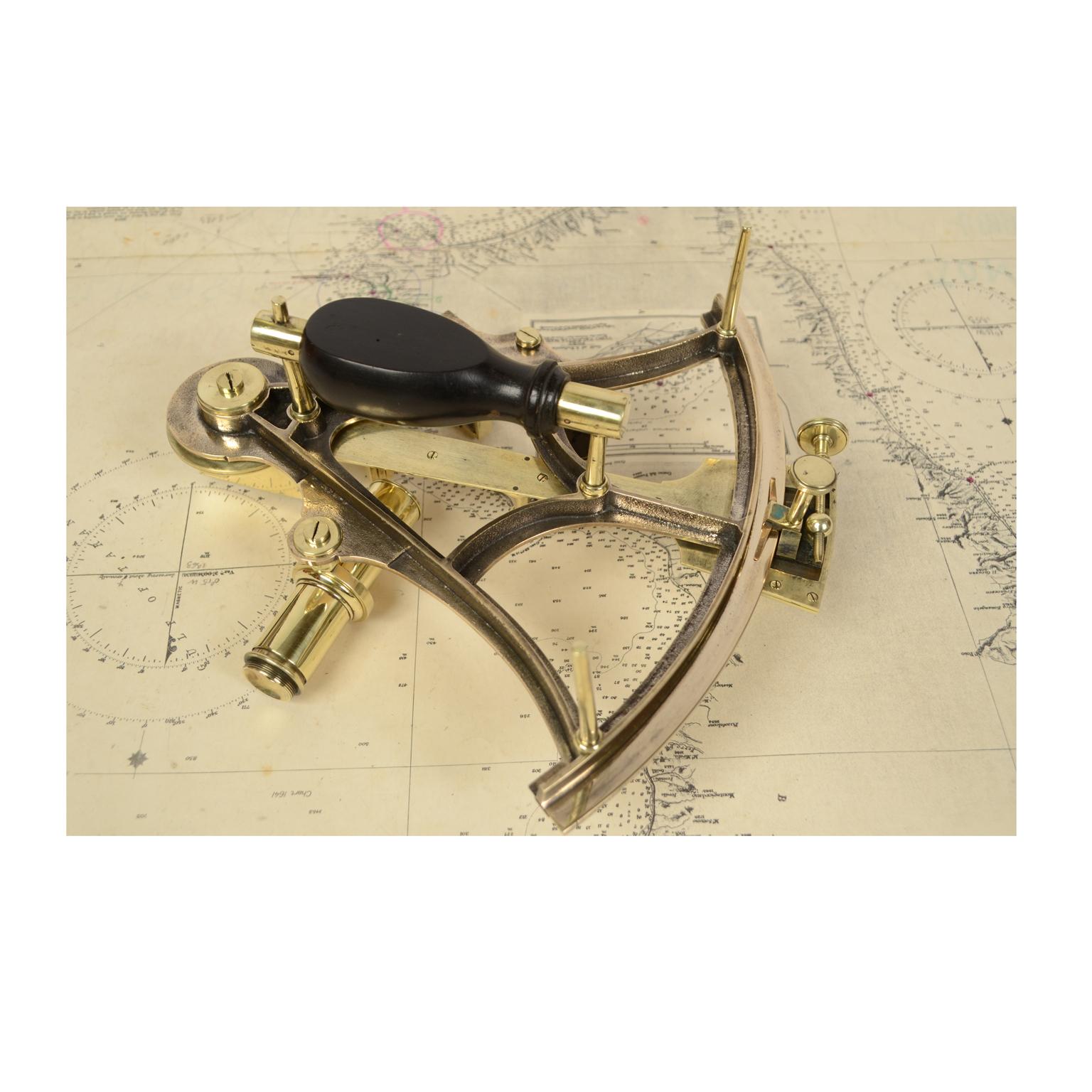 Brass Sextant Signed W.R Williams Dock St. Newport from the Mid-19th Century 5