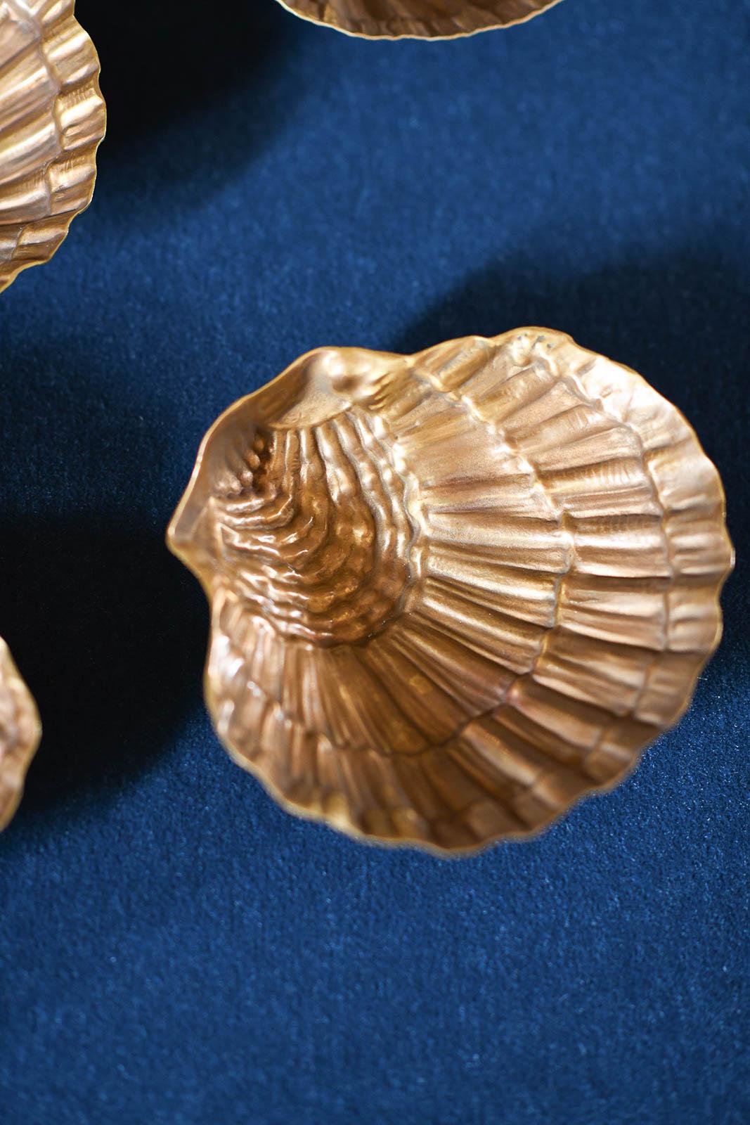 Muschelaschenbecher aus Messing Edizioni Molto, 1970er Stil im Angebot 2