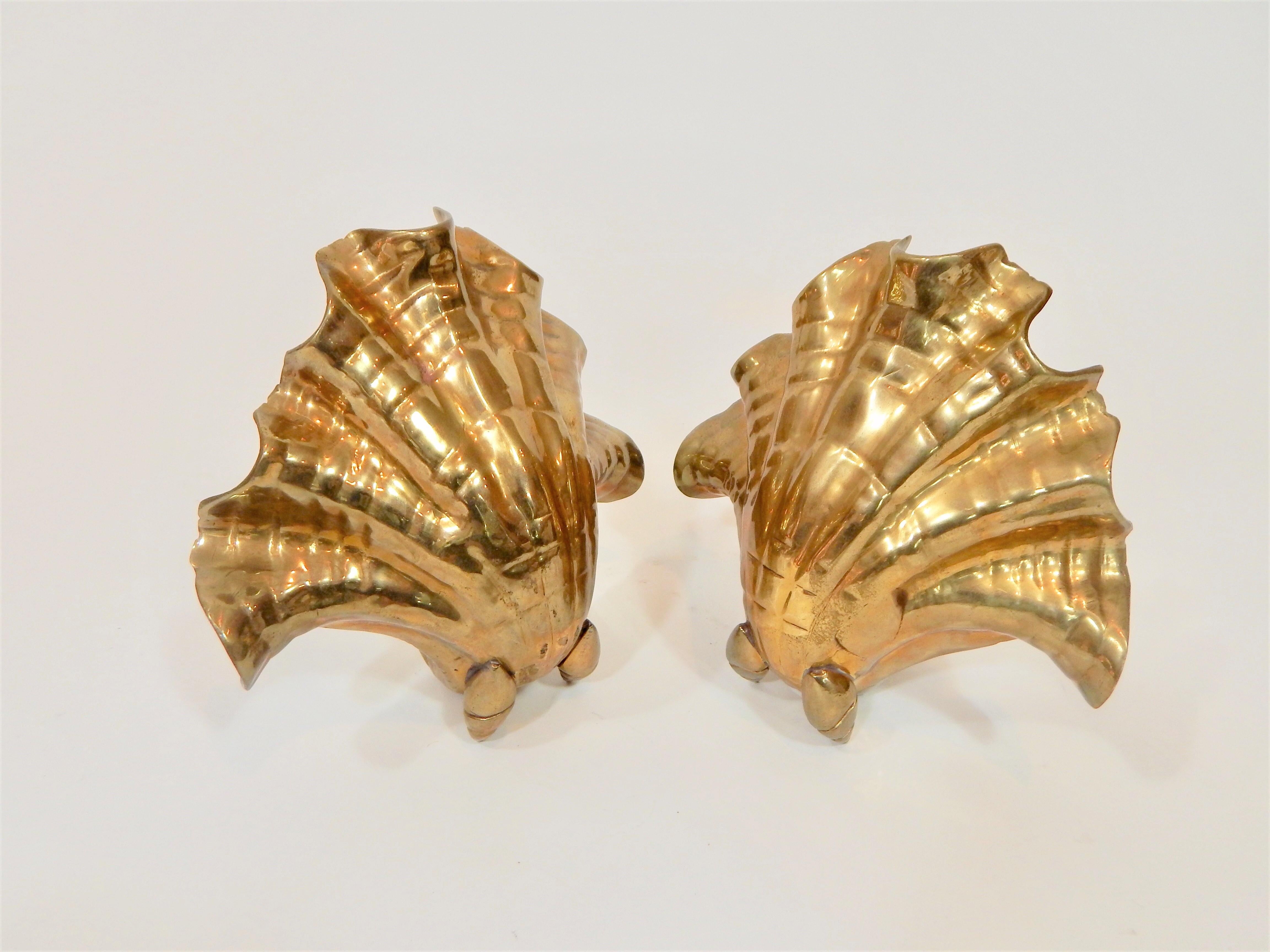 Mid Century Decorative Brass Shells  In Excellent Condition In New York, NY