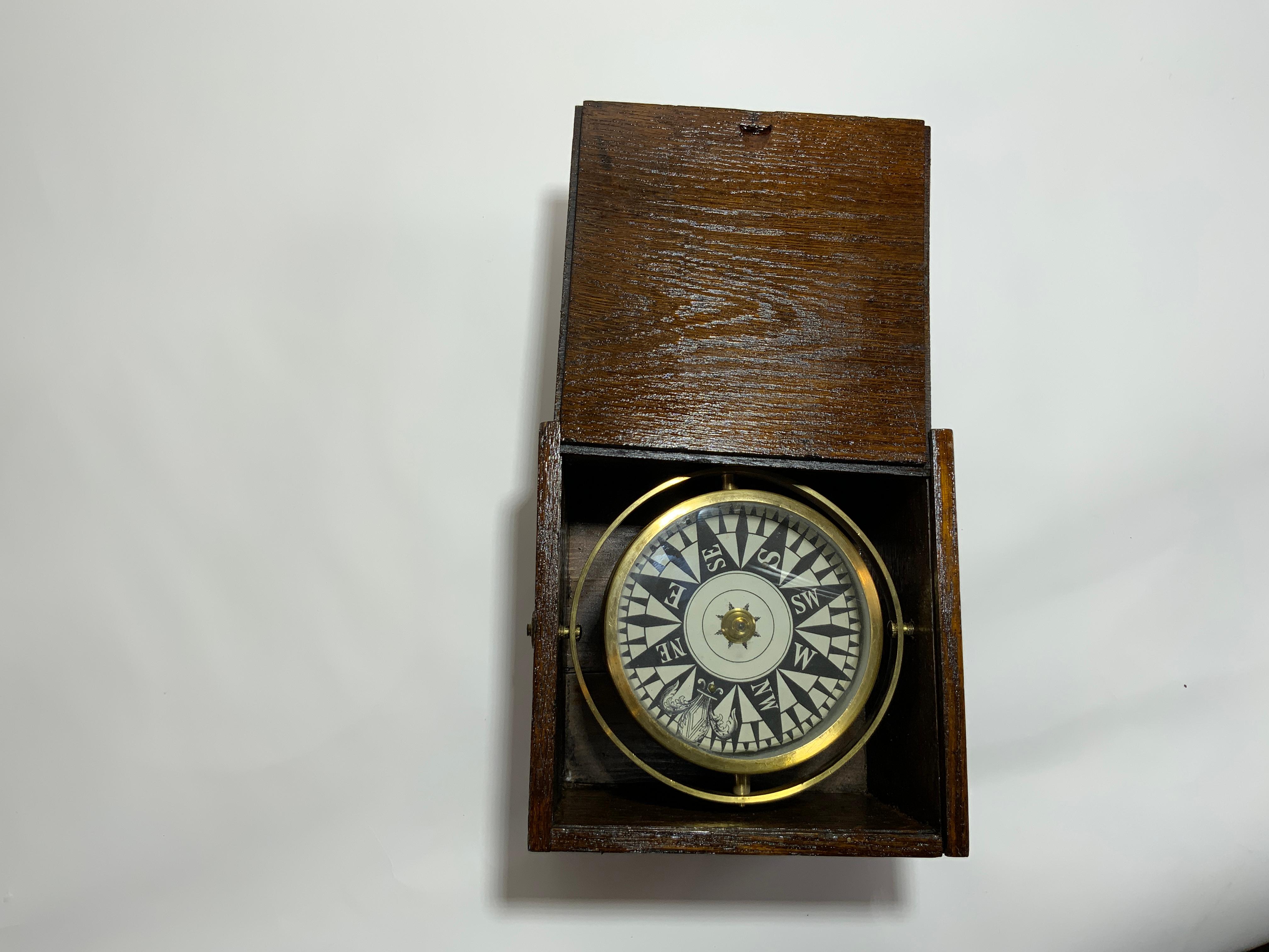 Kompass für Schiffe aus Messing, um 1880 2