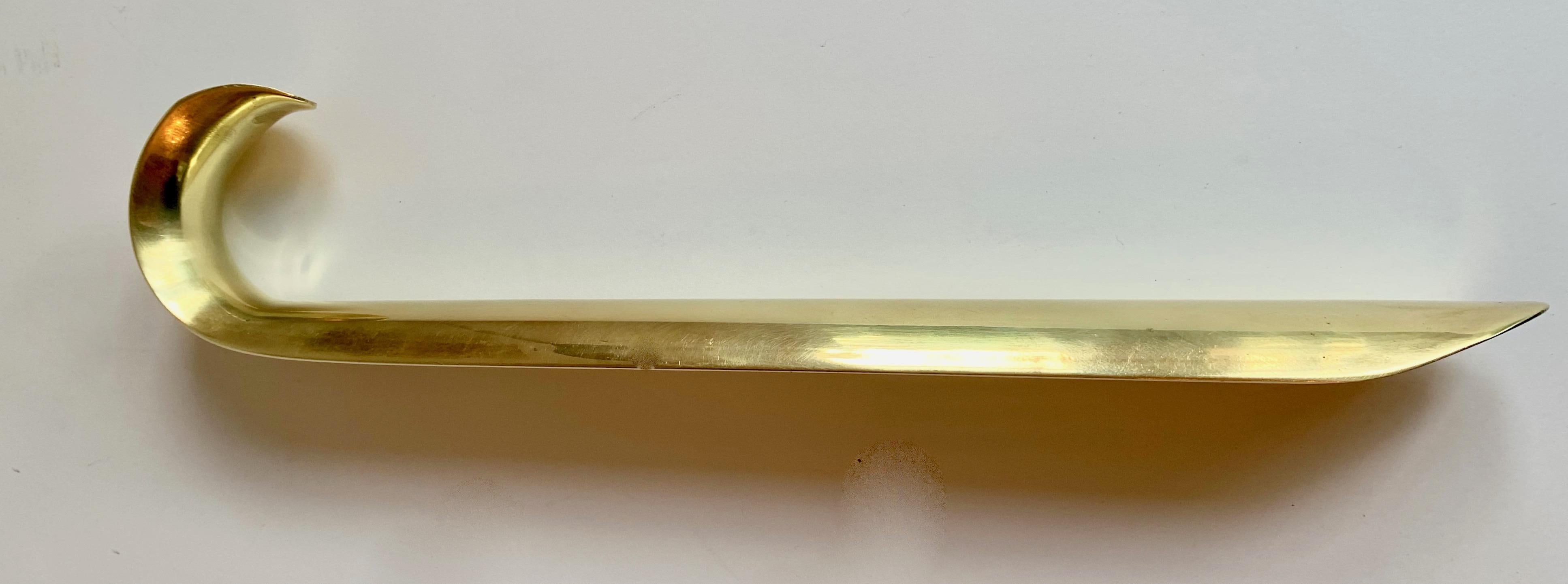 brass shoehorn