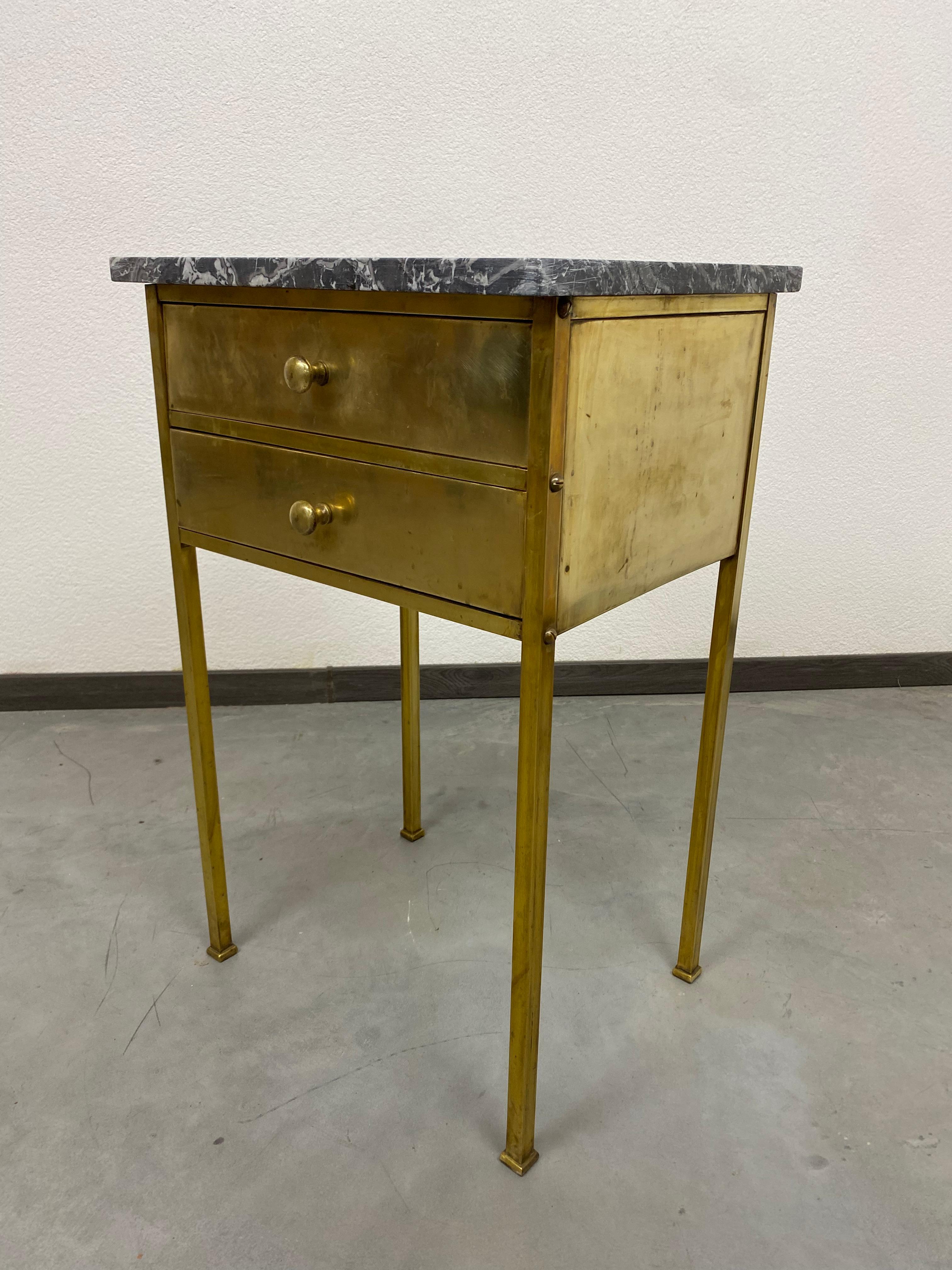 Brass Side Table In Good Condition In Banská Štiavnica, SK