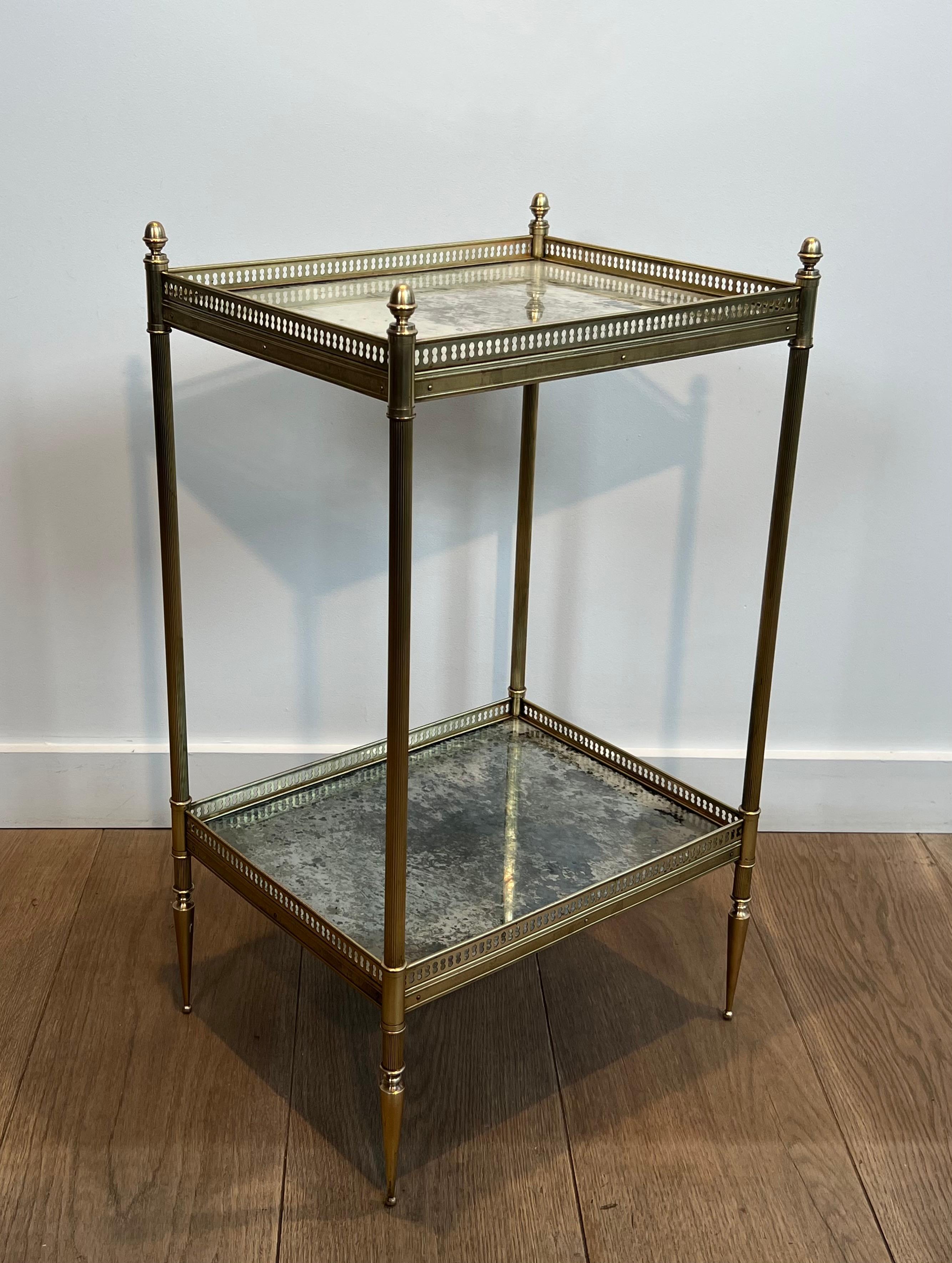 Tables d'appoint en laiton avec plateaux en miroir oxydé par Maison Jansen en vente 6