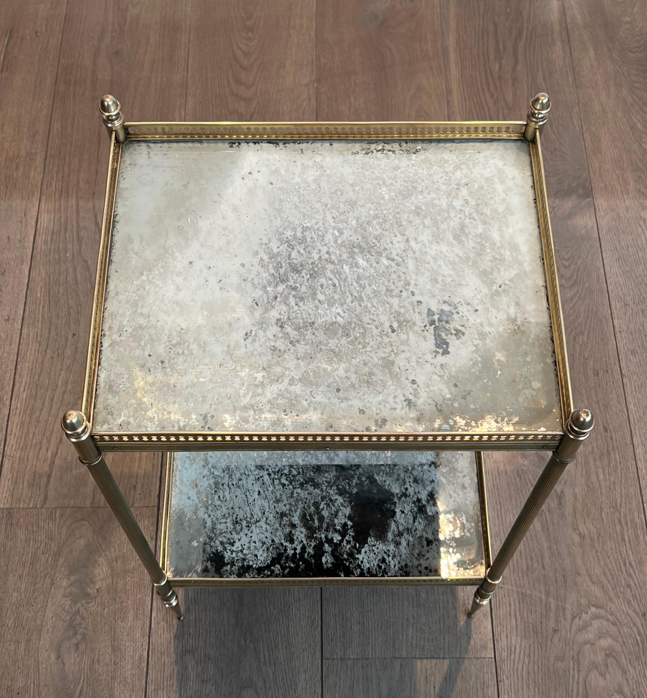 Tables d'appoint en laiton avec plateaux en miroir oxydé par Maison Jansen en vente 7