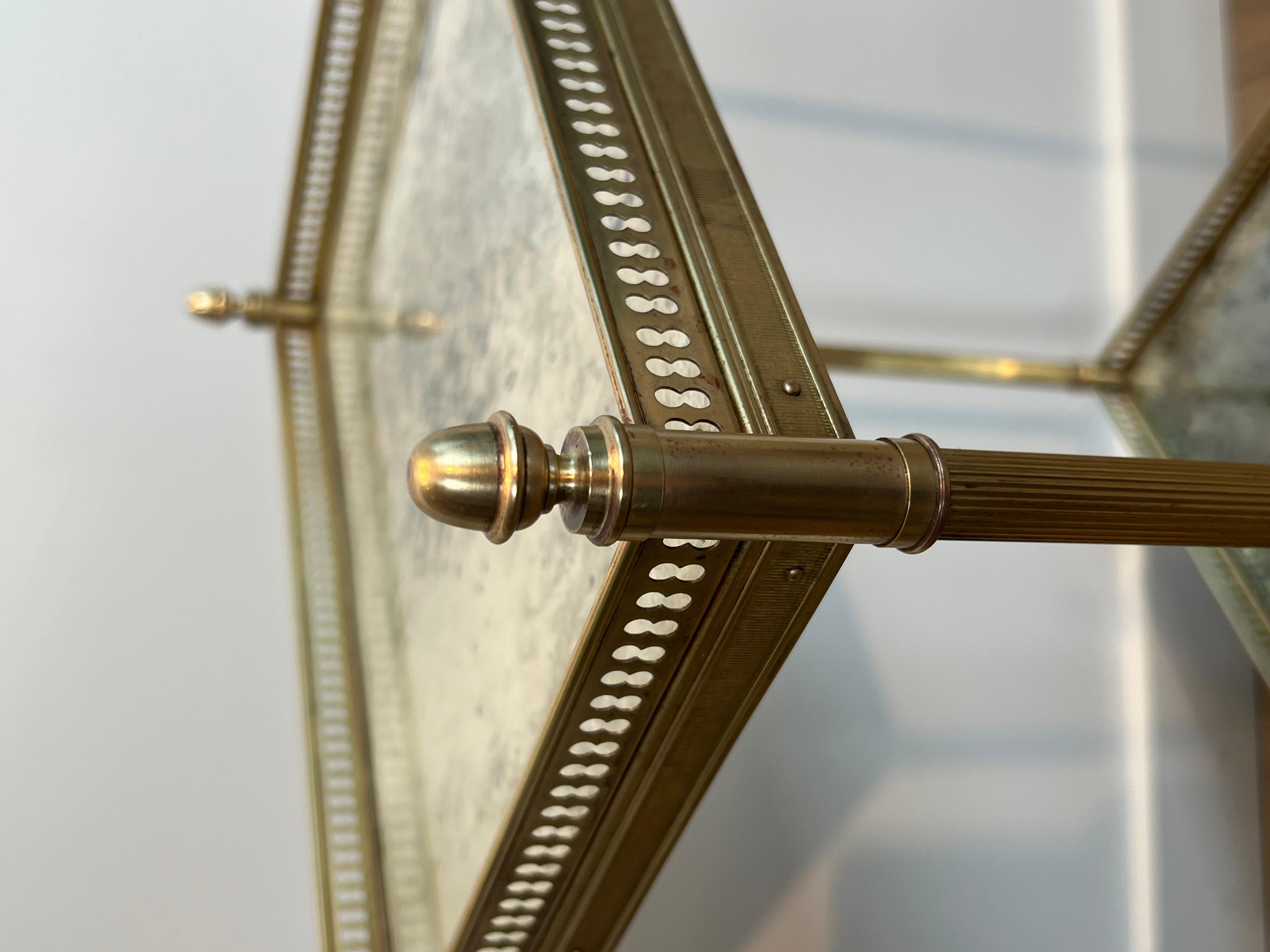 Tables d'appoint en laiton avec plateaux en miroir oxydé par Maison Jansen en vente 8