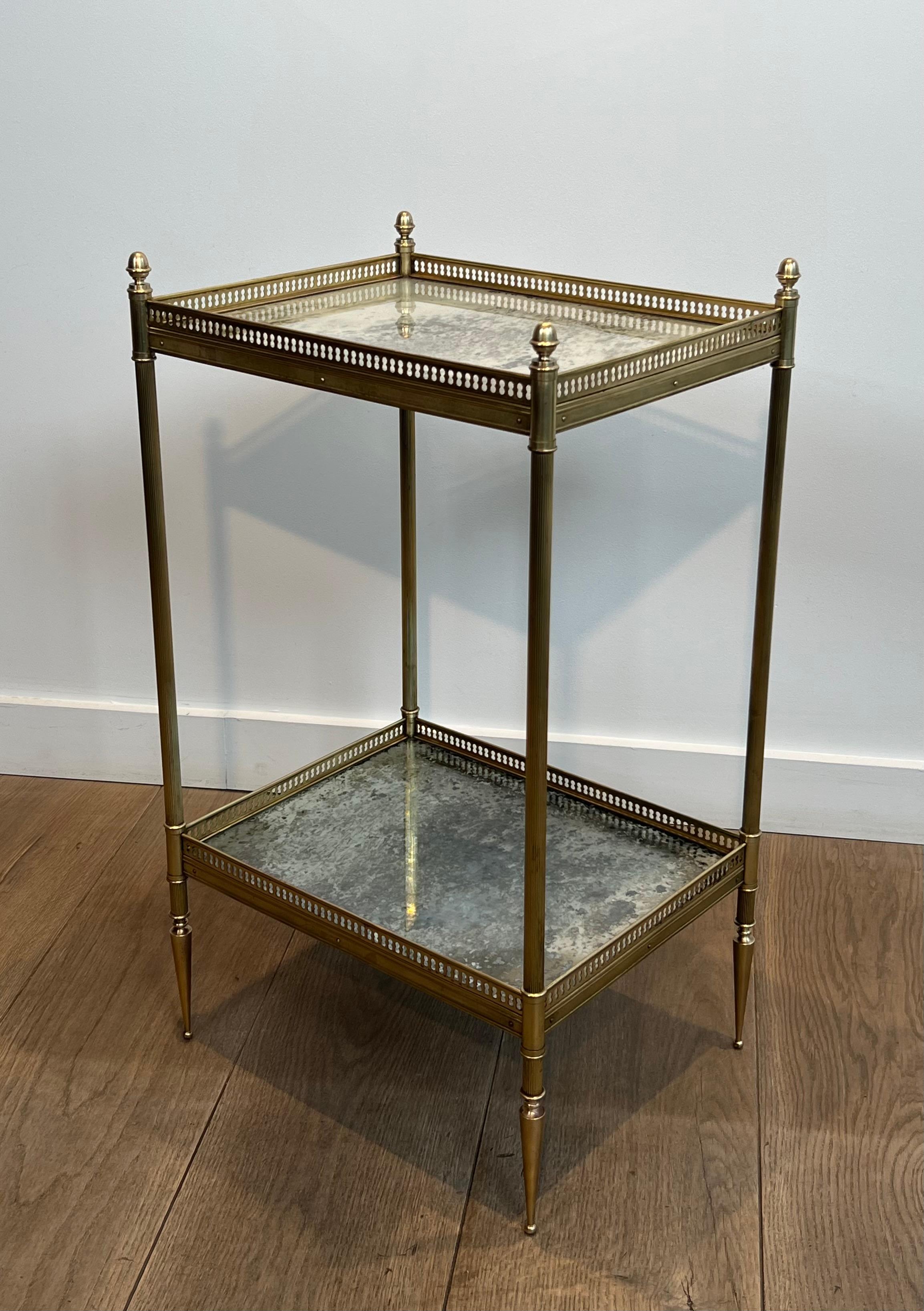 Tables d'appoint en laiton avec plateaux en miroir oxydé par Maison Jansen en vente 12