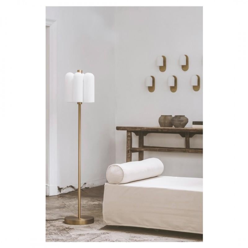 Odyssey SM Brass Wall Sconce by Schwung In New Condition In Geneve, CH