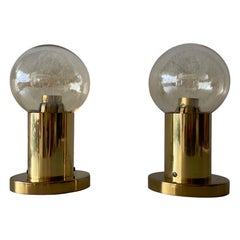 Coppia di lampade da tavolo in ottone e vetro fumé attr. H. Agnes Jacobsson, 1960, Svezia