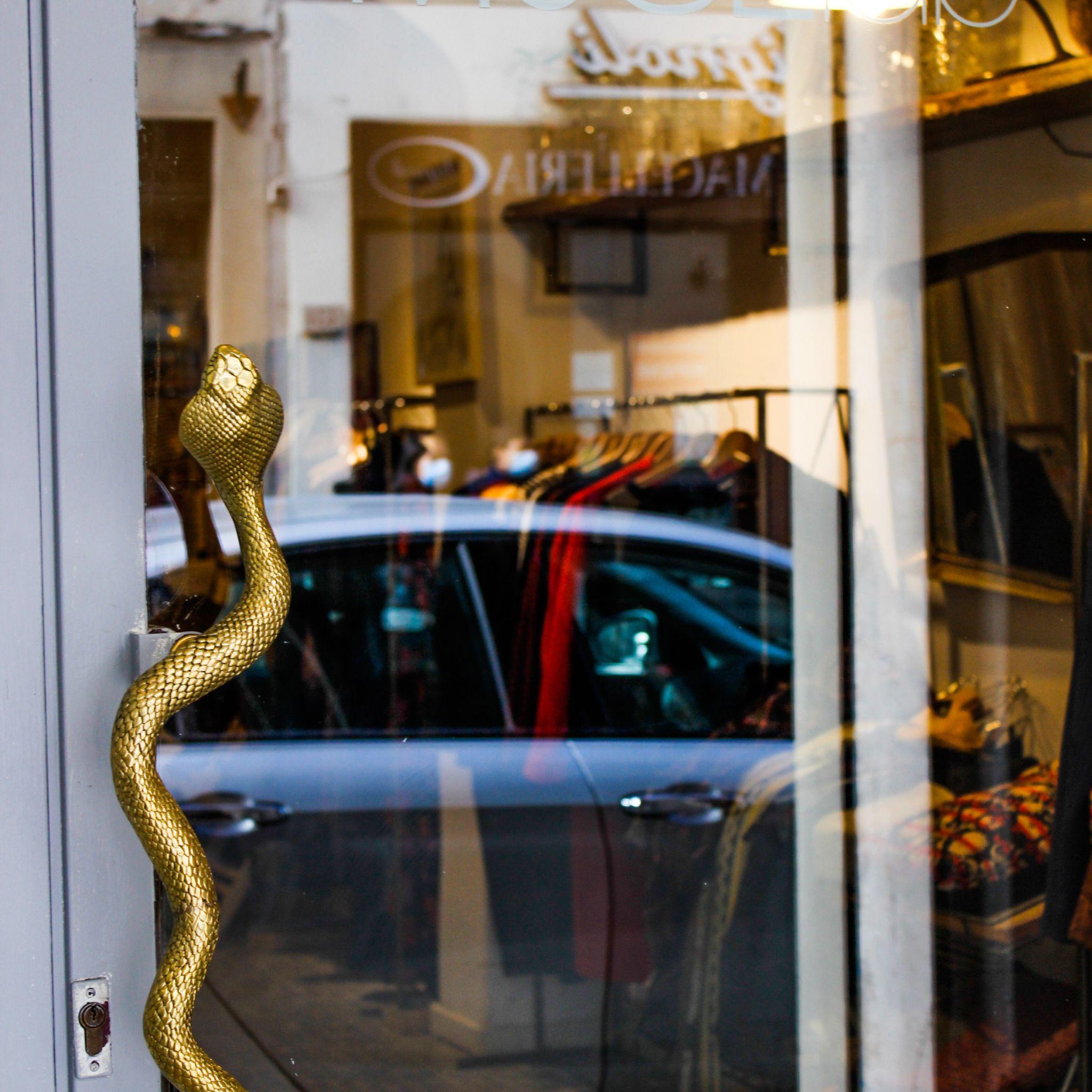 Italian Jafar brass snake ornament For Sale
