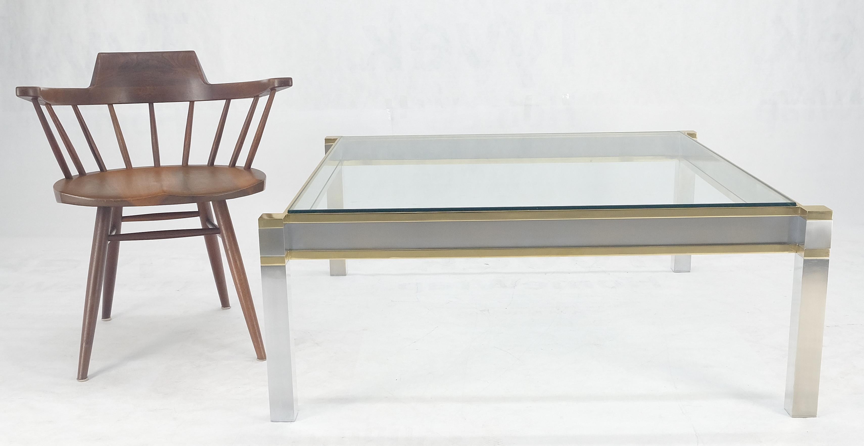 Table basse carrée mi-siècle moderne MINT en laiton, acier inoxydable et verre de 44 pouces en vente 1