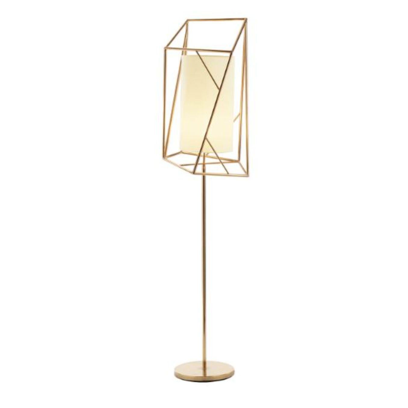 Brass star floor lamp by Dooq
Dimensions: W 45 x D 45 x H 170 cm
Materials: lacquered metal, polished or satin metal, brass.
Abat-jour: linen
Also available in different colors and materials.

Information:
230V/50Hz
E27/1x20W