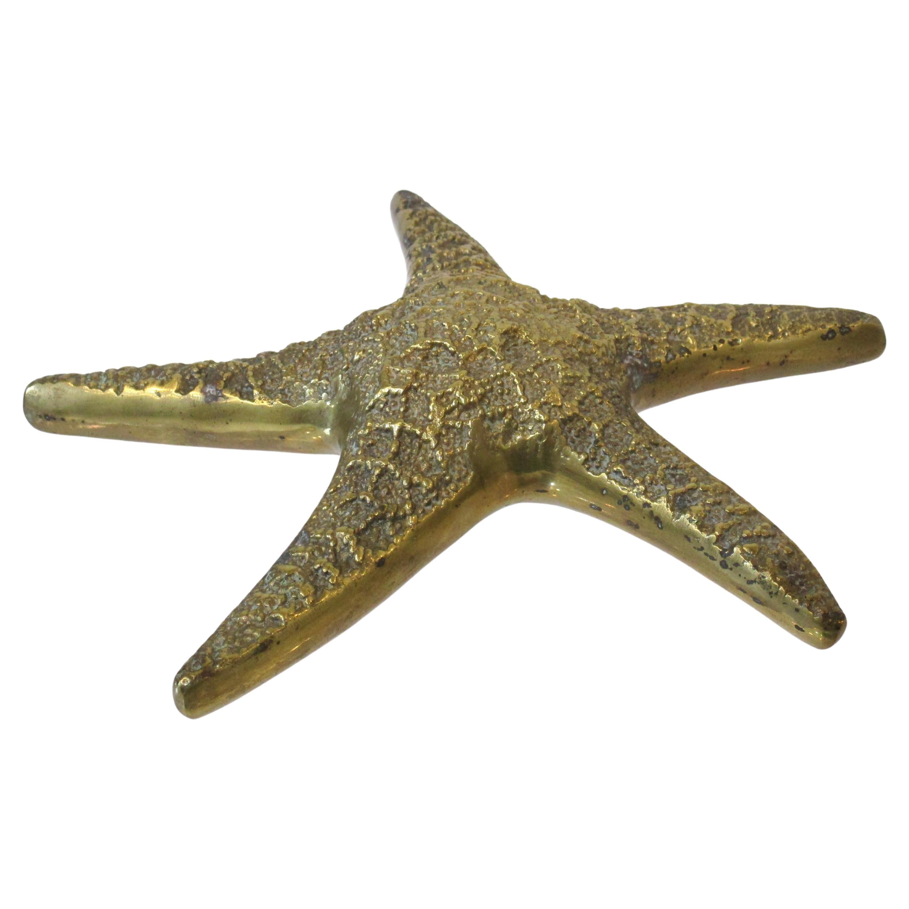 Sculpture / presse-papiers étoile de mer en laiton