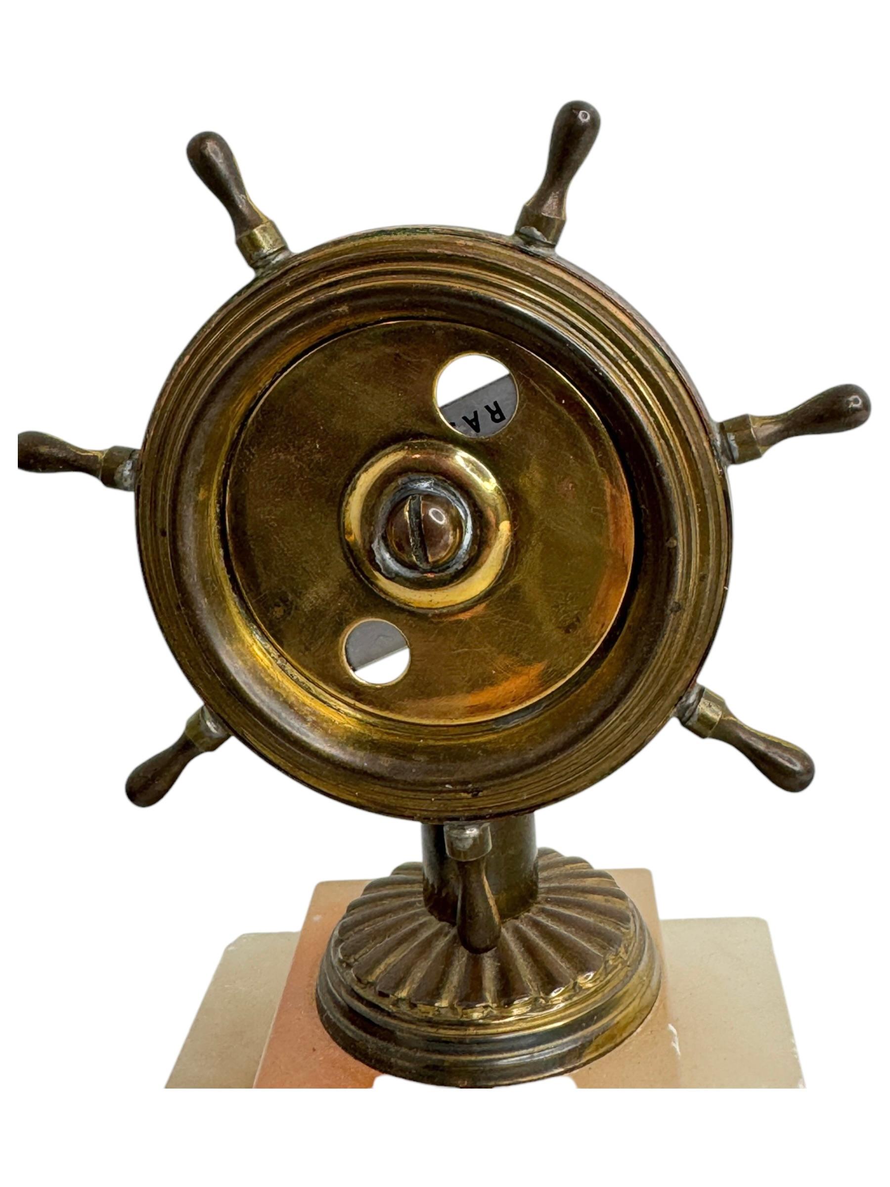 Coupe-cigare en laiton pour volant, Vintage Austria, 1930s en vente 1