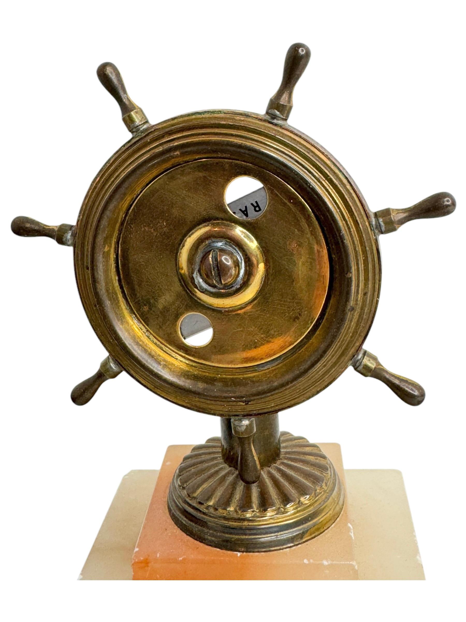 Coupe-cigare en laiton pour volant, Vintage Austria, 1930s en vente 2
