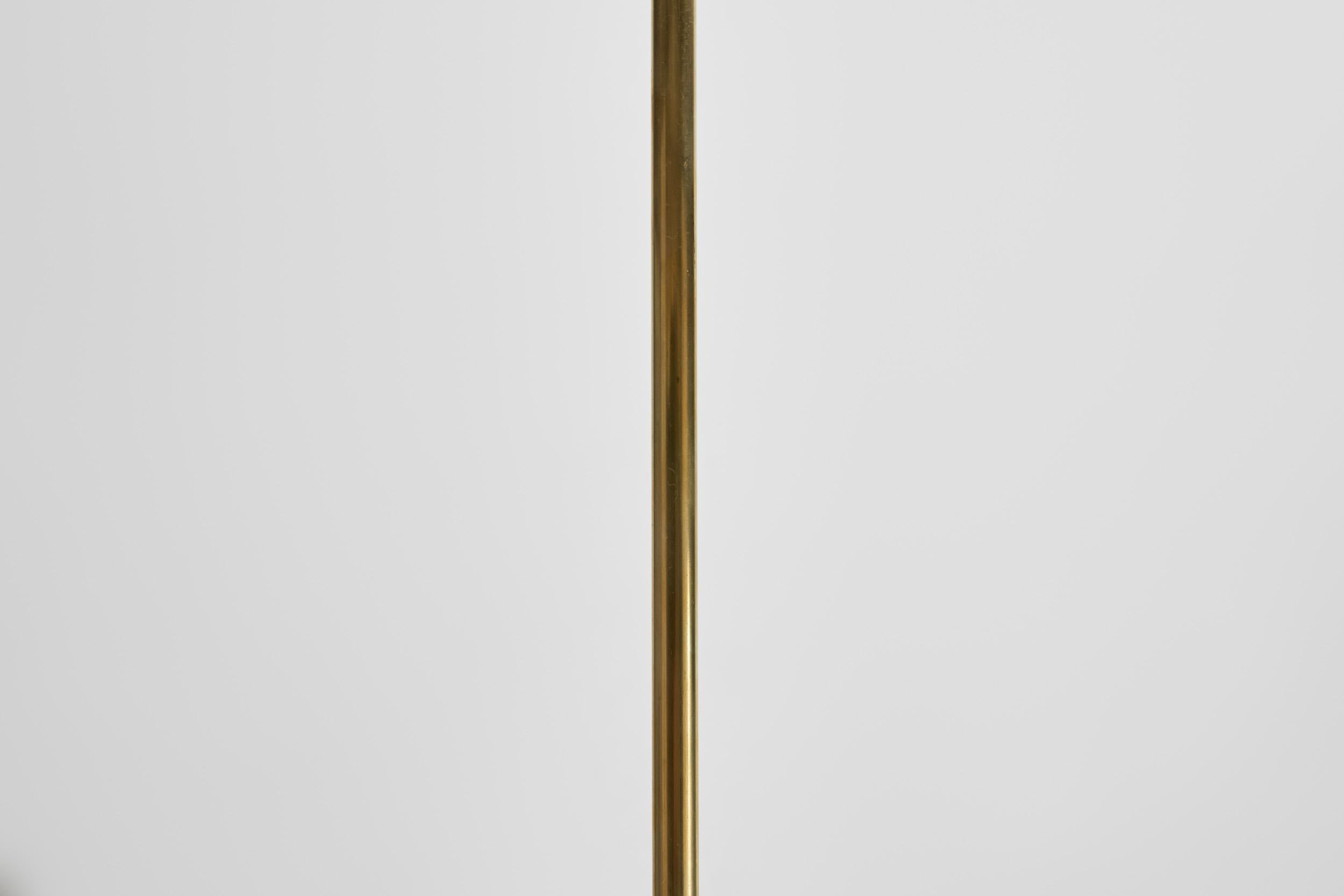 Lampe suspendue structurée en laiton avec laçage organique, Suède, années 1960 en vente 2