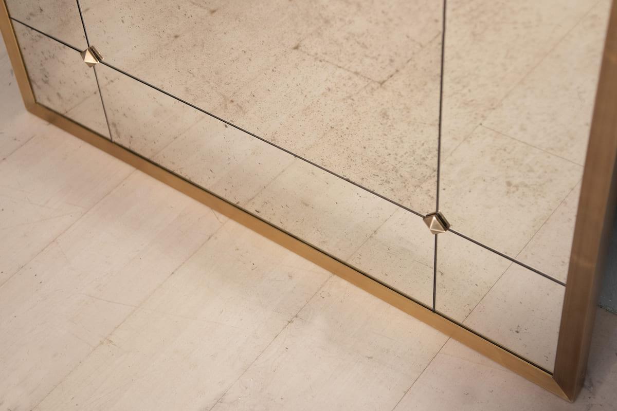 Miroir antique clouté en laiton 100 X 200 cm en vente 2