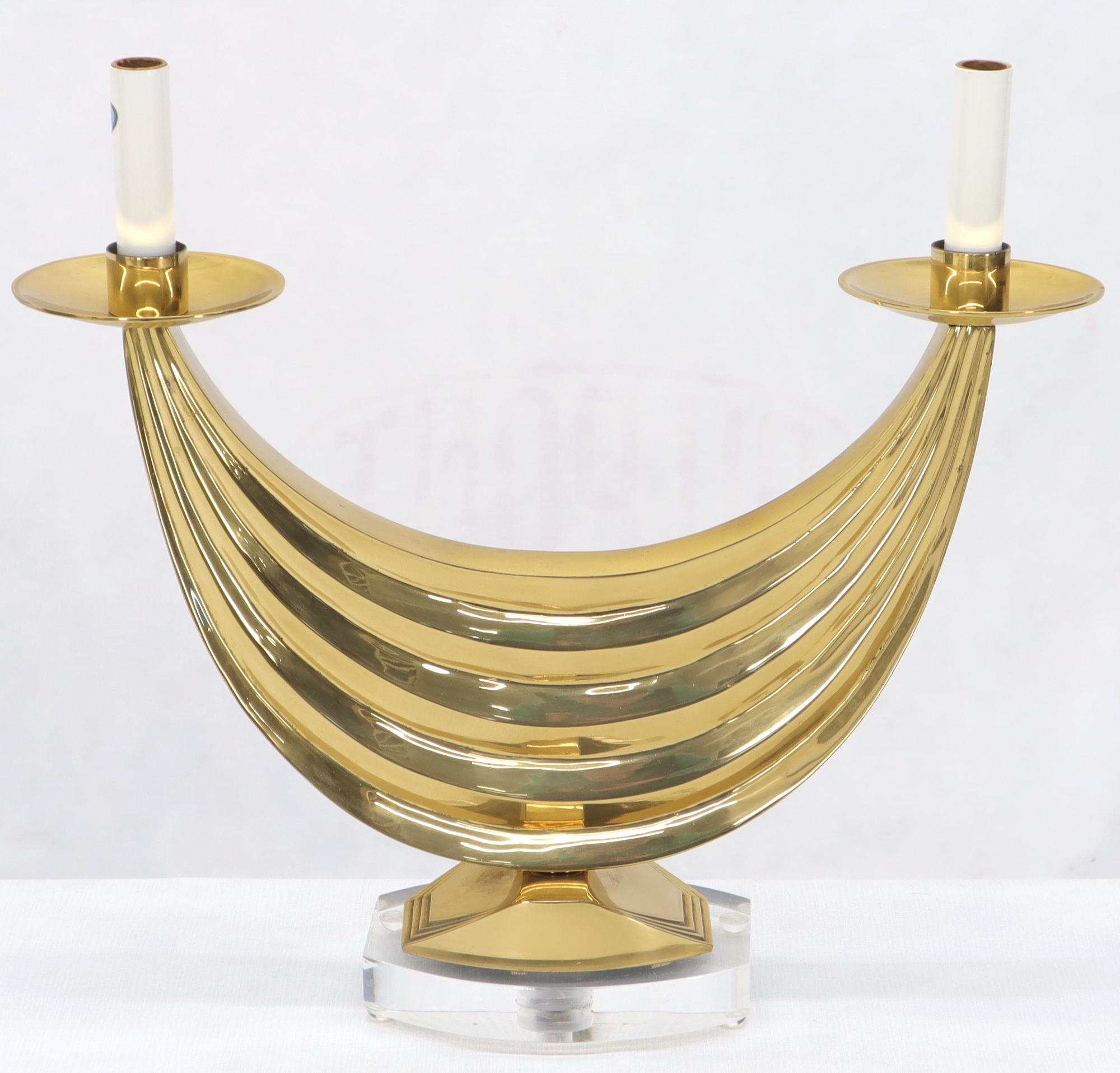 Mid-Century Modern Brass Swag Shape Base Lucite Mount Table Hall Lamp For Sale