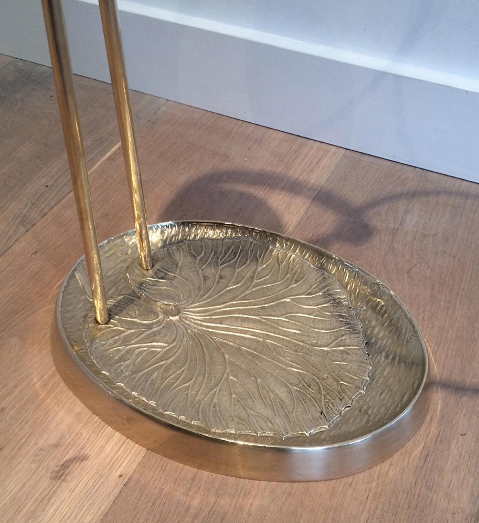 Brass Swan Umbrella Stand Attributed to Maison Jansen In Good Condition For Sale In Marcq-en-Barœul, Hauts-de-France