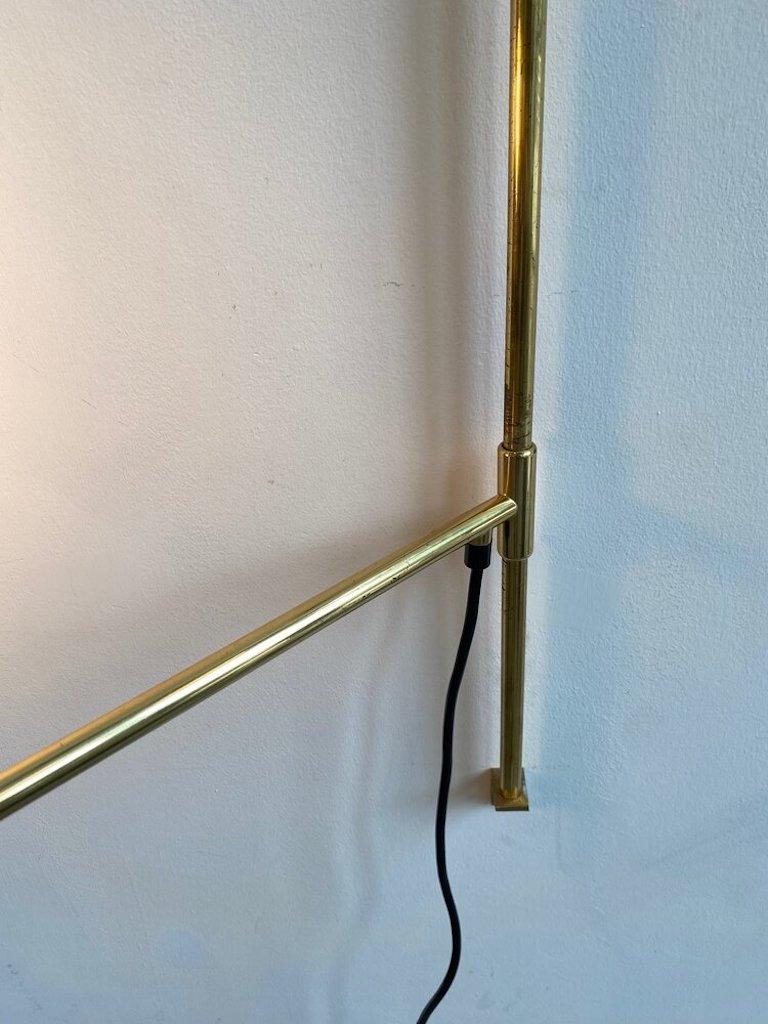 20th Century Brass Swing Arm Adjustable Wall Sconce Lamp in the Manner of Florian Schulz