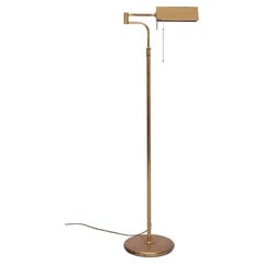 Lampada da terra a braccio oscillante in ottone, Germania, anni '70