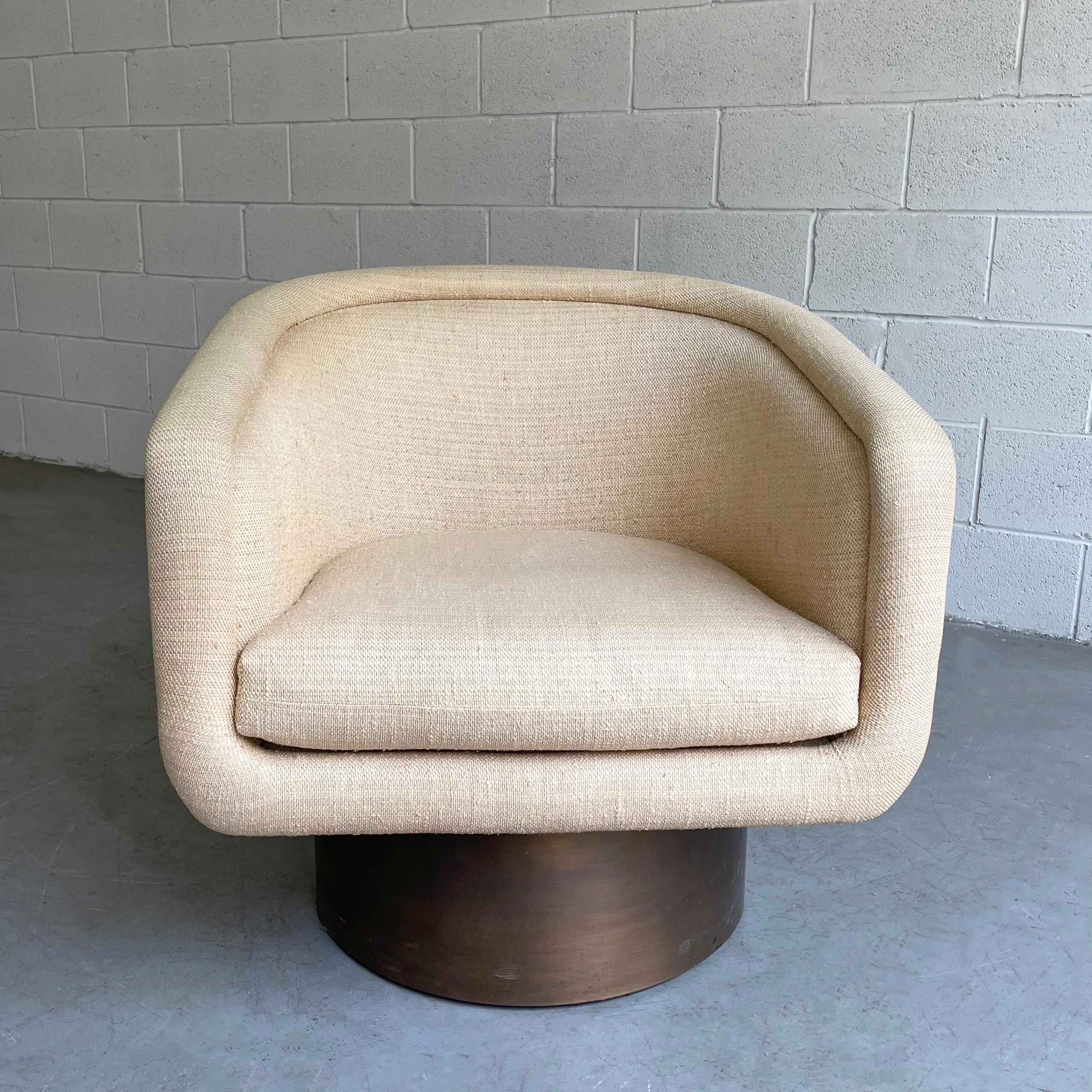 Mid-Century Modern Brass Swivel Club Chair by Leon Rosen for Pace